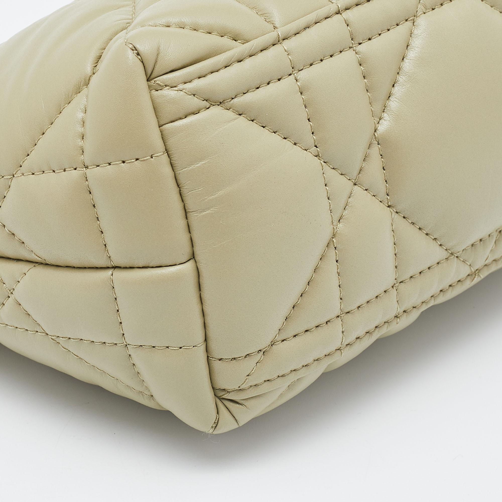 SMALL DIORTRAVEL NOMAD CLUTCH Macrocannage calfskin