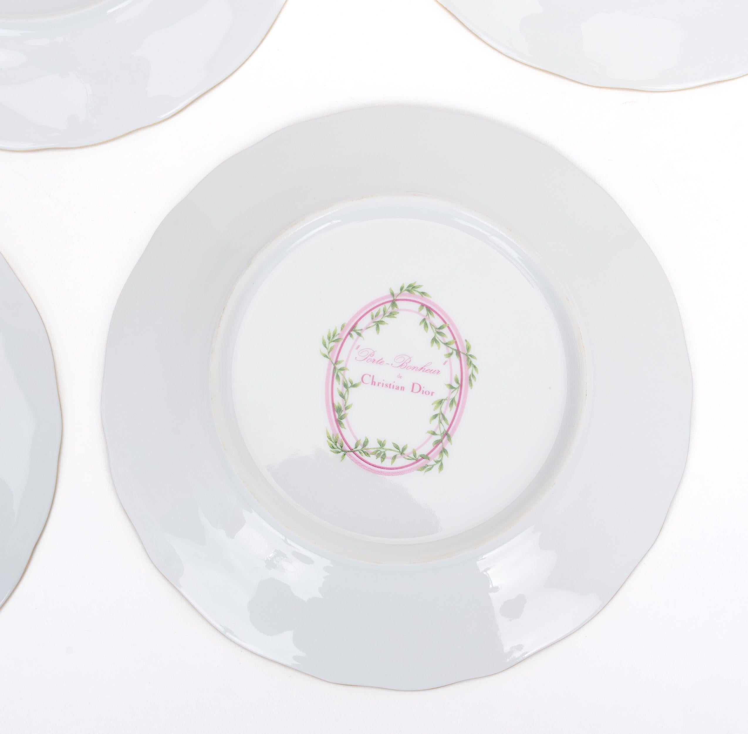 Dior Set/4 Rosa Porzellan-Dessertteller im Zustand „Hervorragend“ in West Hollywood, CA