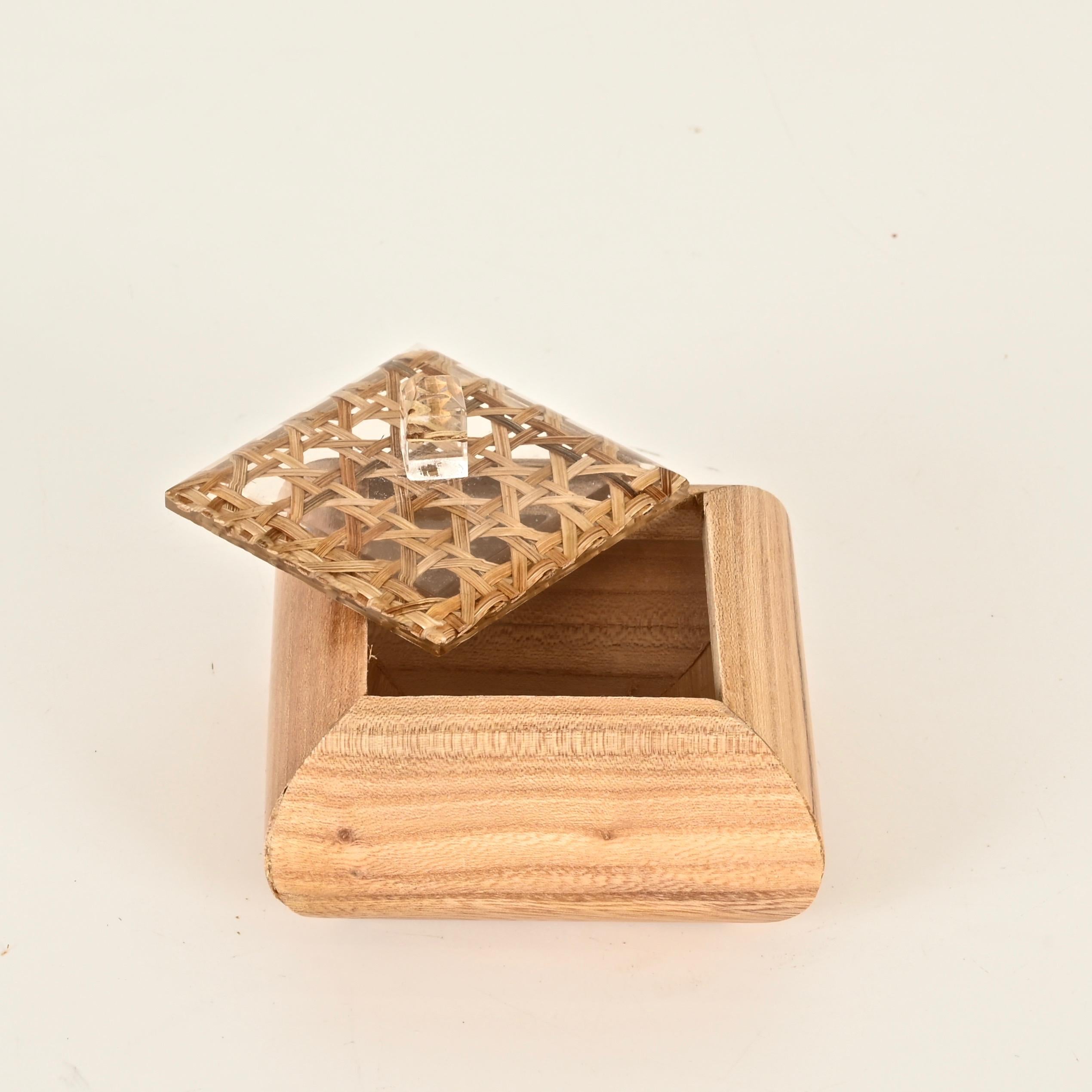 Dior Set of 3 Decorative Boxes in Brass, Lucite and Vienna Straw, Italy, 1970s For Sale 9