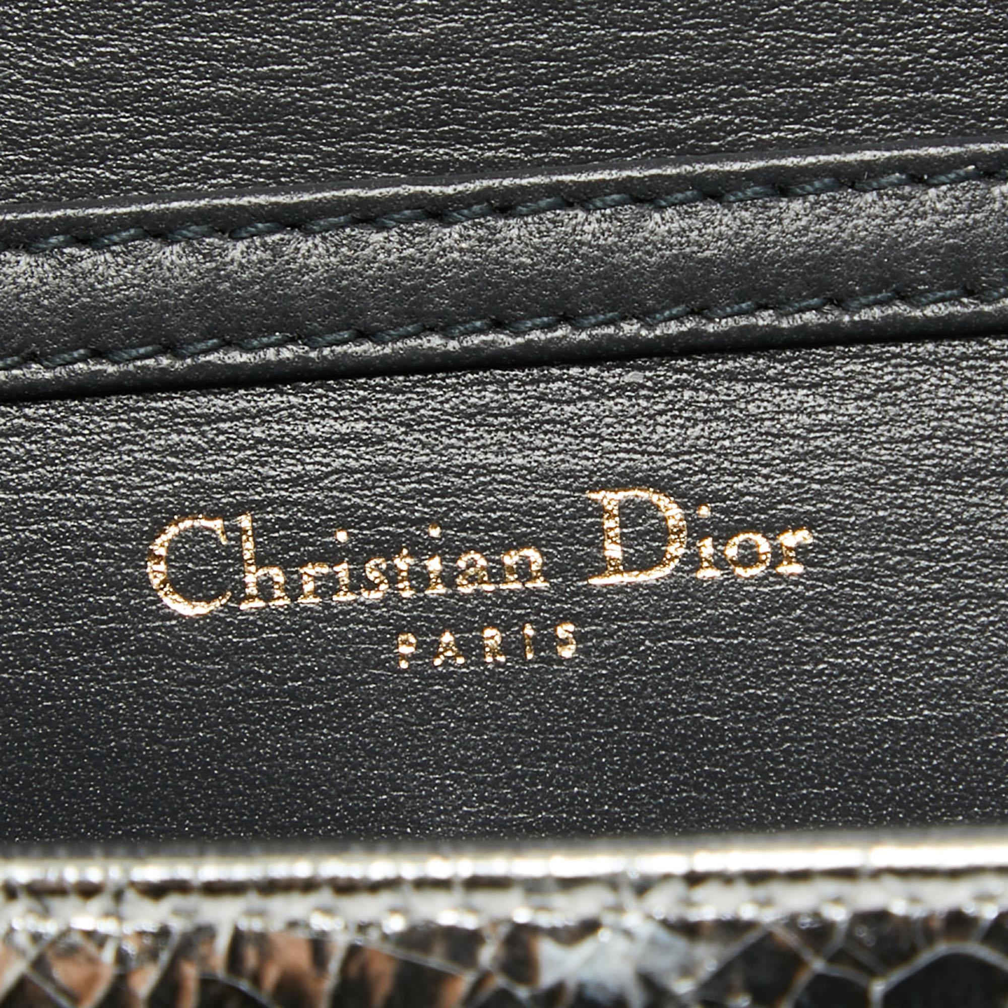 Dior Silver Crackled Patent Leather Diorama Chain Clutch For Sale 3