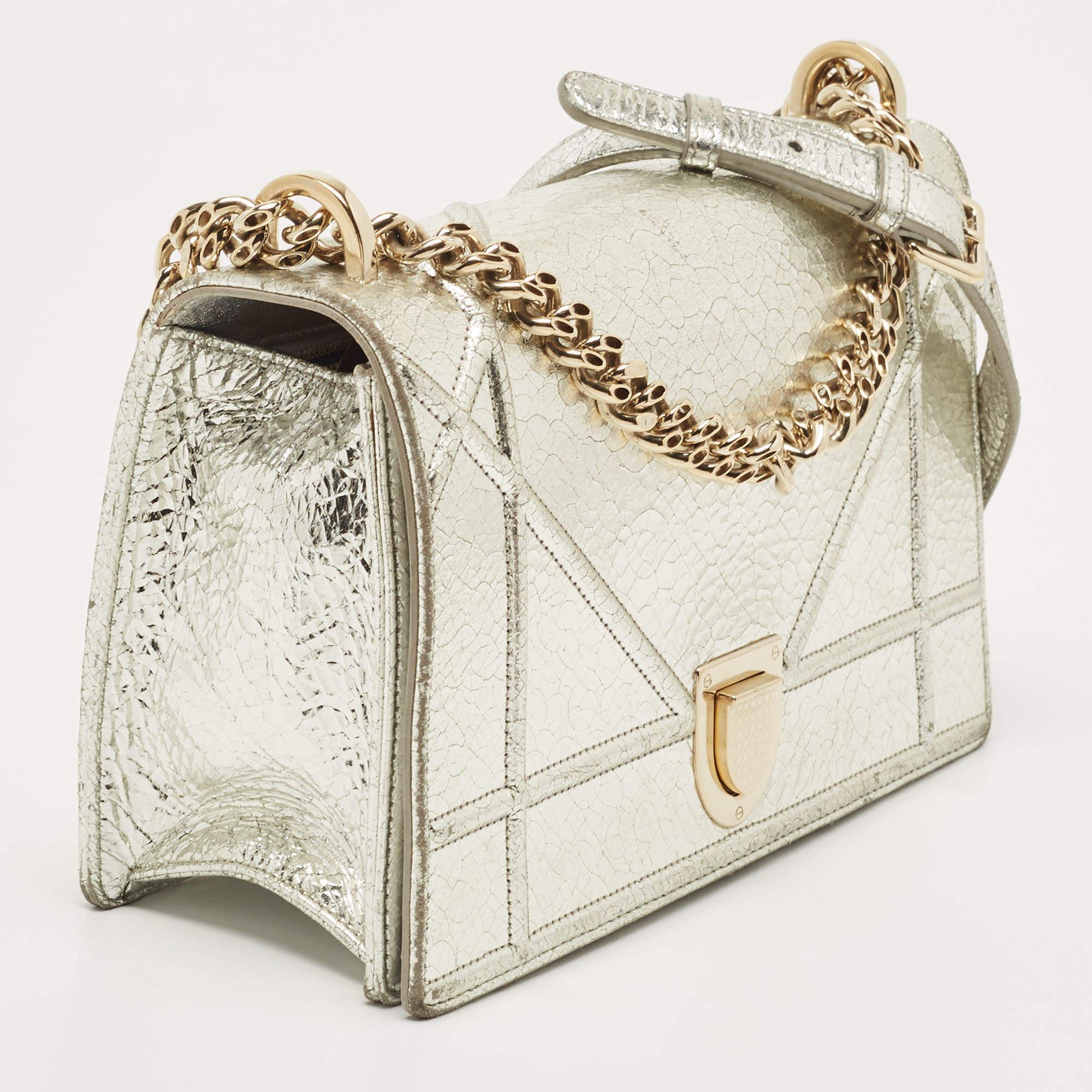 Dior Silver Leather Medium Diorama Flap Shoulder Bag In Good Condition In Dubai, Al Qouz 2