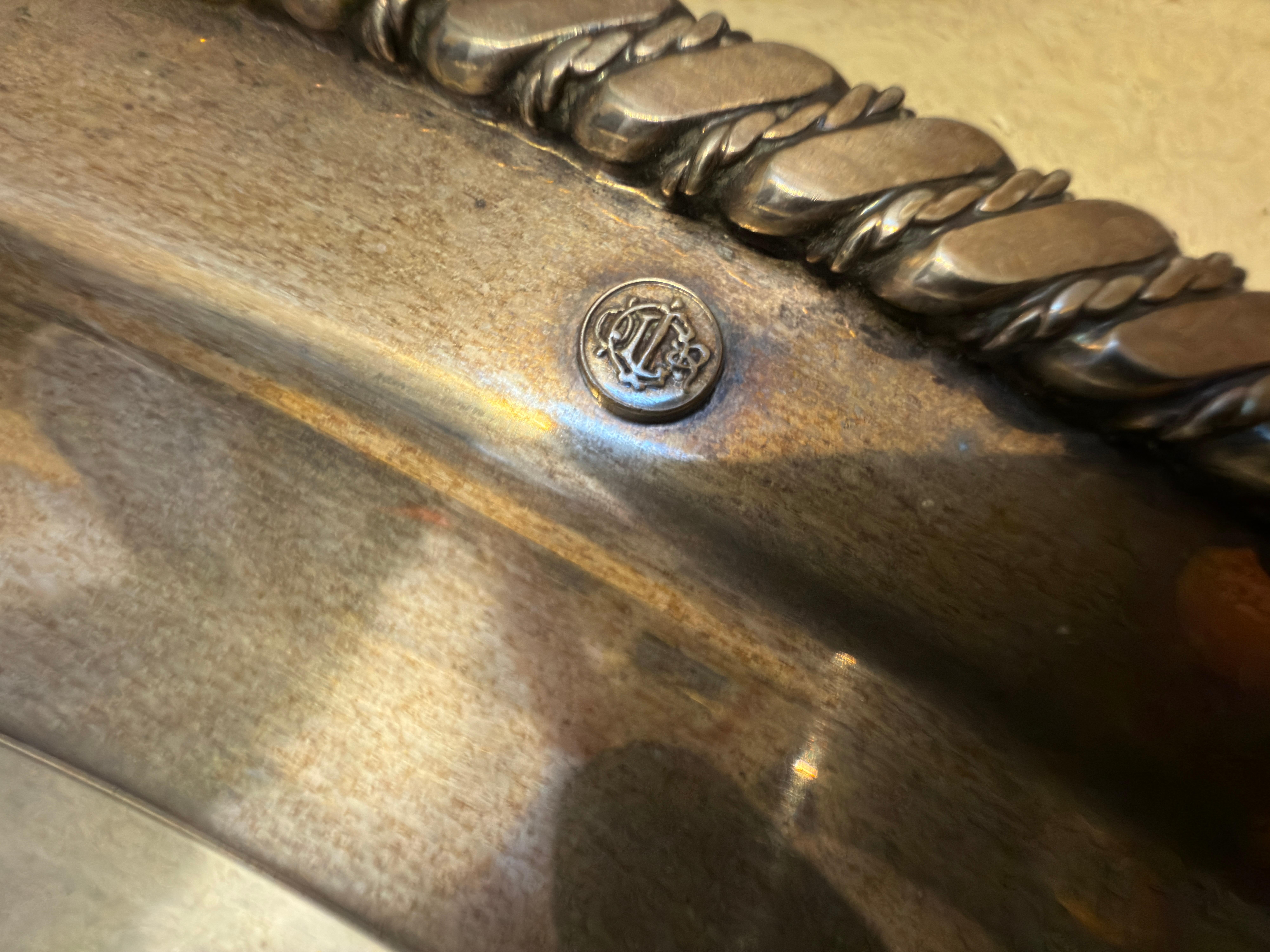 Fin du 20e siècle Plateau Dior en métal argenté orné d'une chaîne tressée en vente