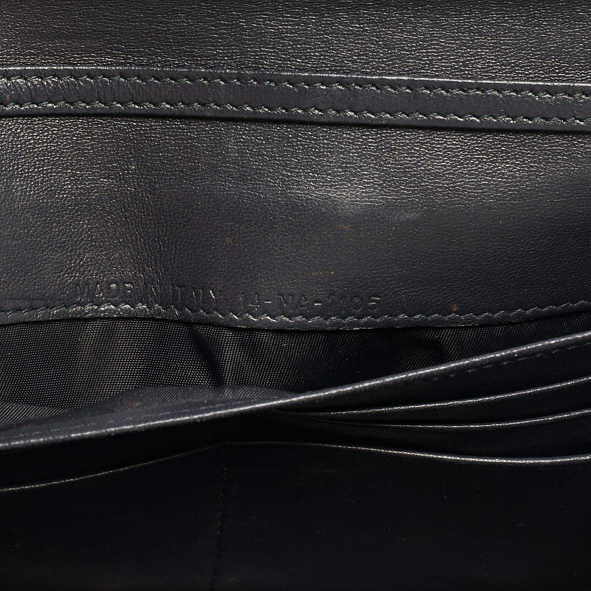 Dior Silber Microcannage Lackleder Croisiere Brieftasche an Kette aus Lackleder im Angebot 12