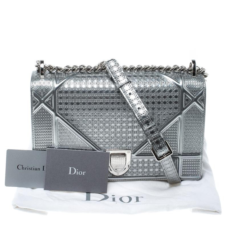 Women's or Men's Dior Silver Patent Leather Medium Diorama Flap Shoulder Bag