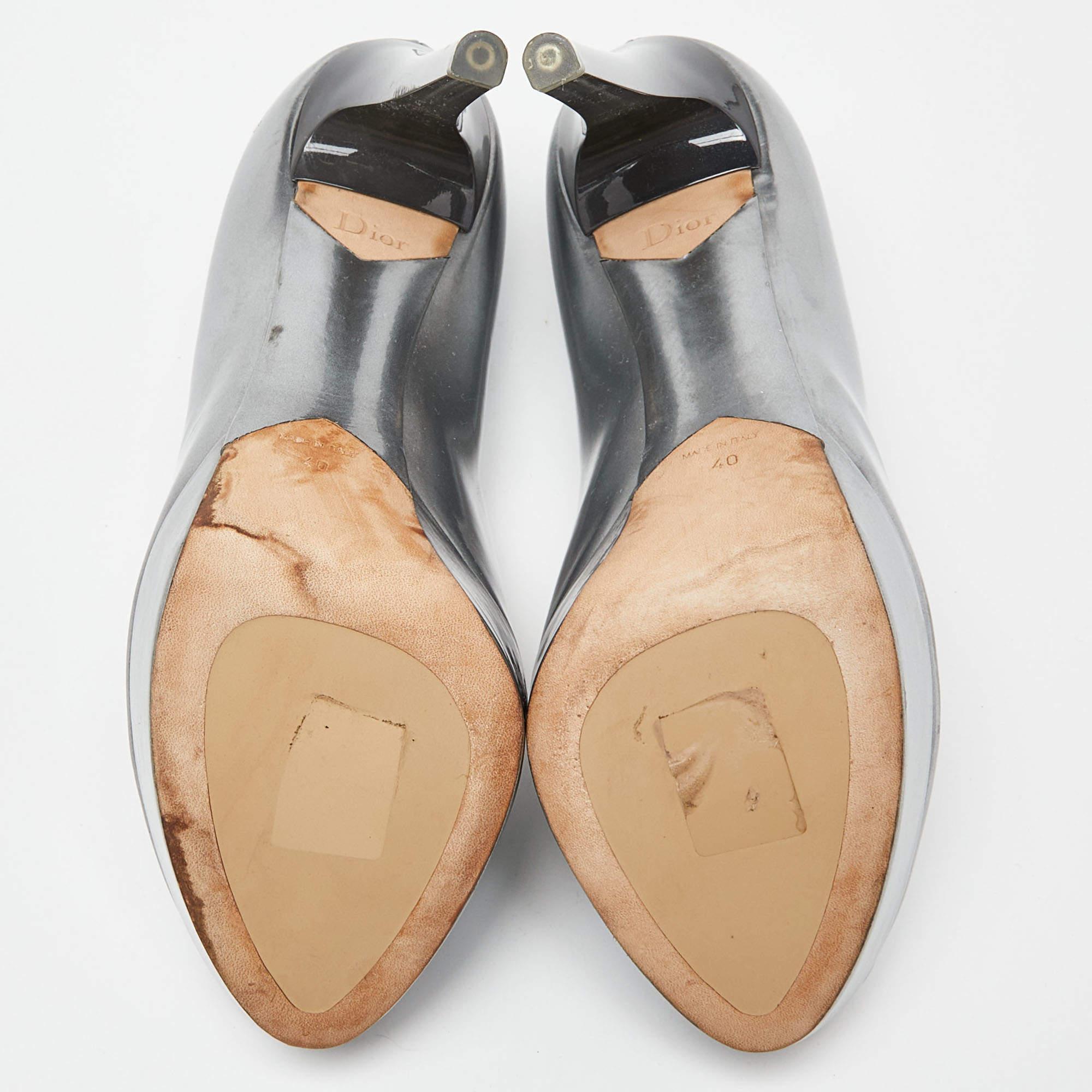 Donna Pumps Miss Dior in pelle verniciata argento misura 40 in vendita