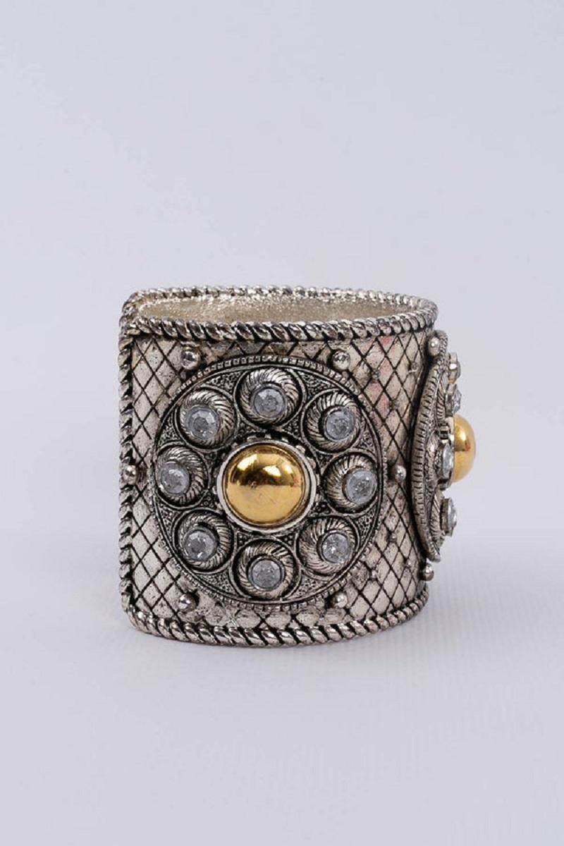 Bracelet manchette Dior en métal argenté Pour femmes en vente