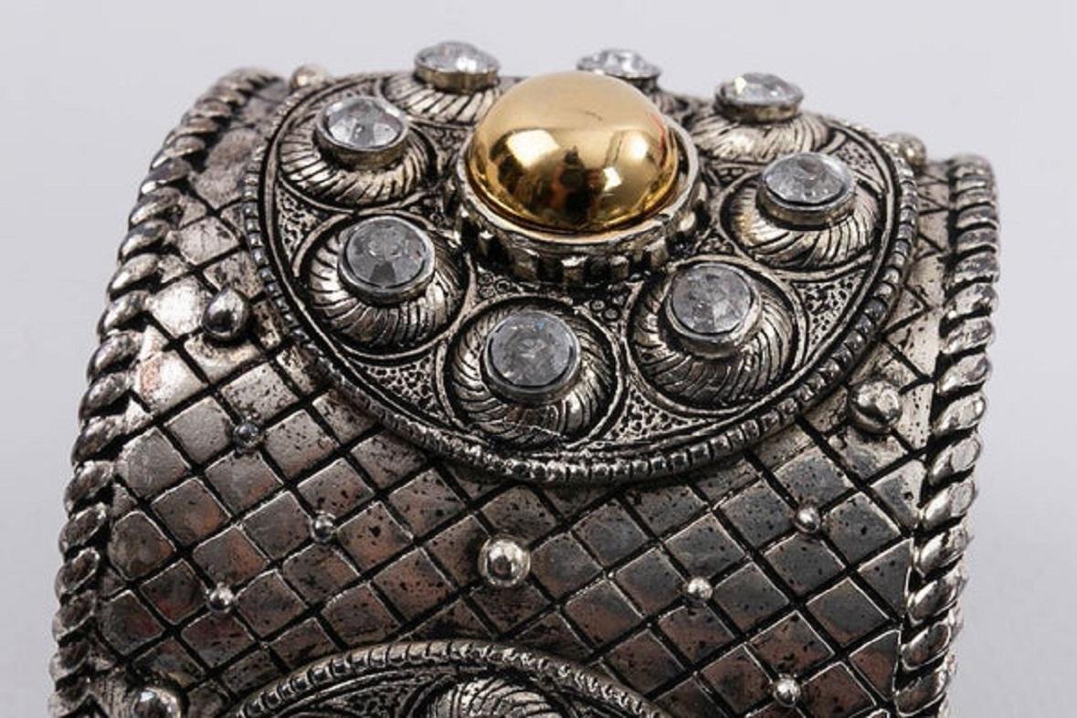 Bracelet manchette Dior en métal argenté en vente 2