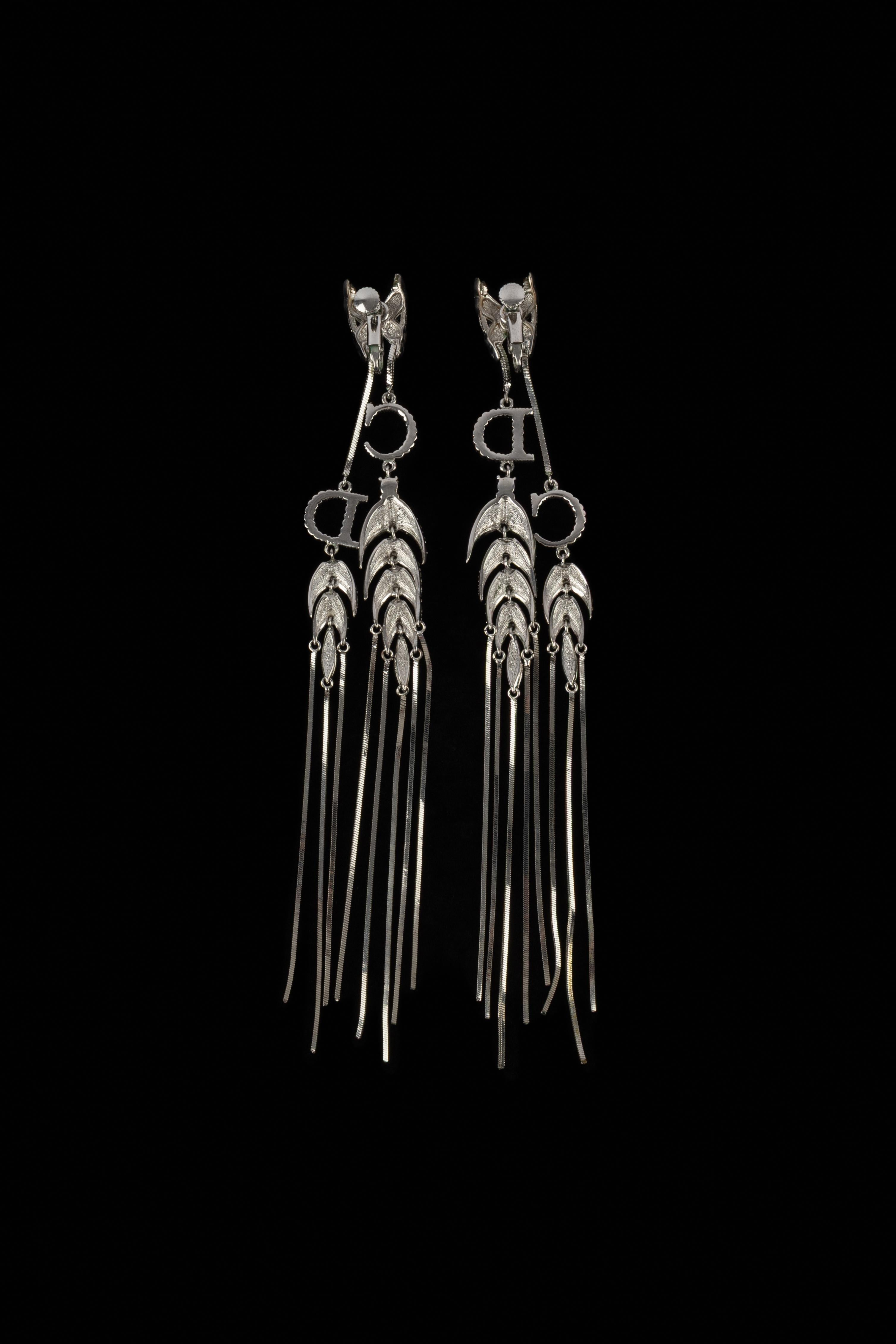Dior silvery earrings For Sale 4