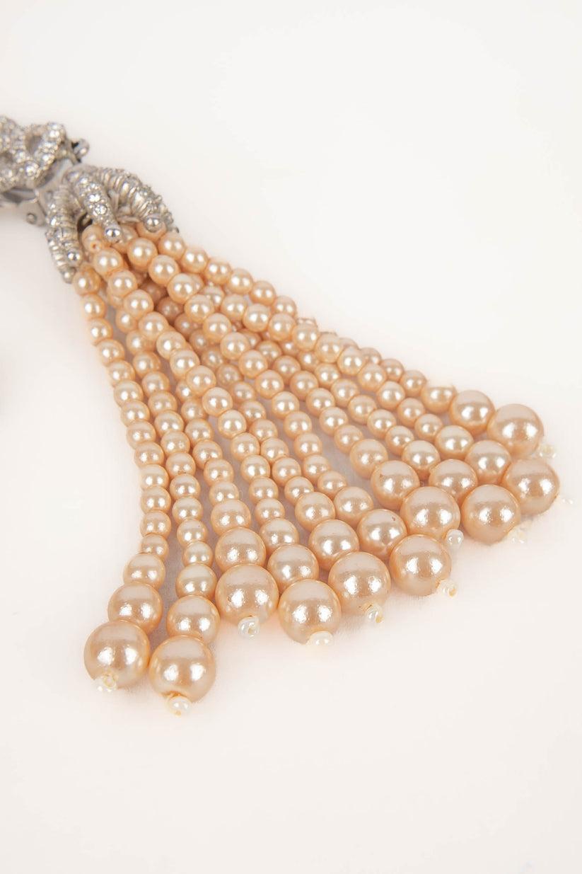 Orecchini a clip in metallo argentato Dior in vendita 1