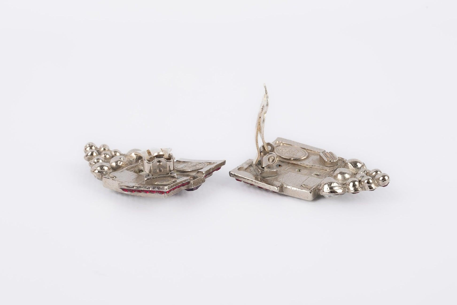 Dior - Boucles d'oreilles à clip en métal argenté avec strass en vente 2