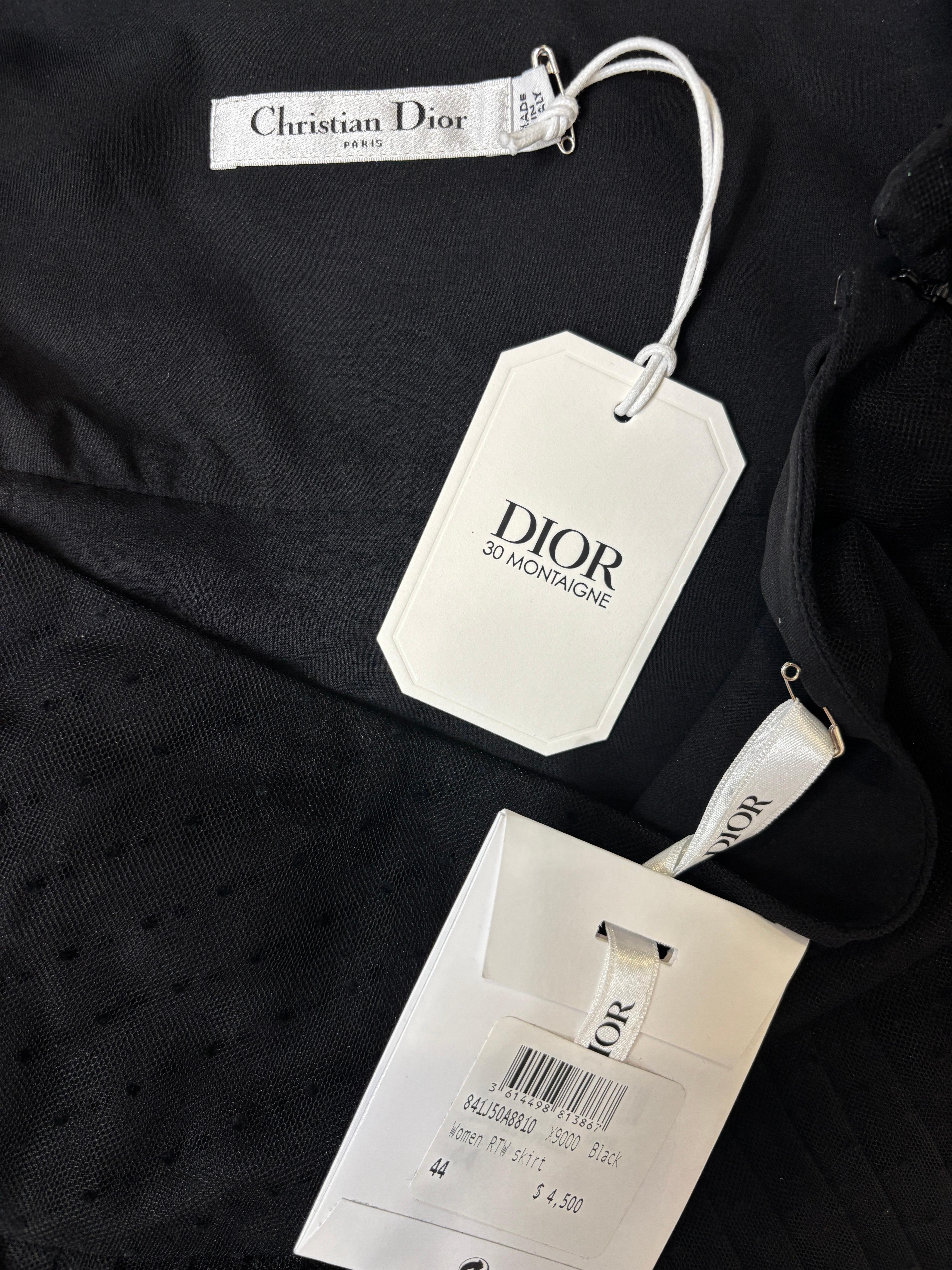 Falda Dior Negra/Nueva/ Talla 12 en venta 2