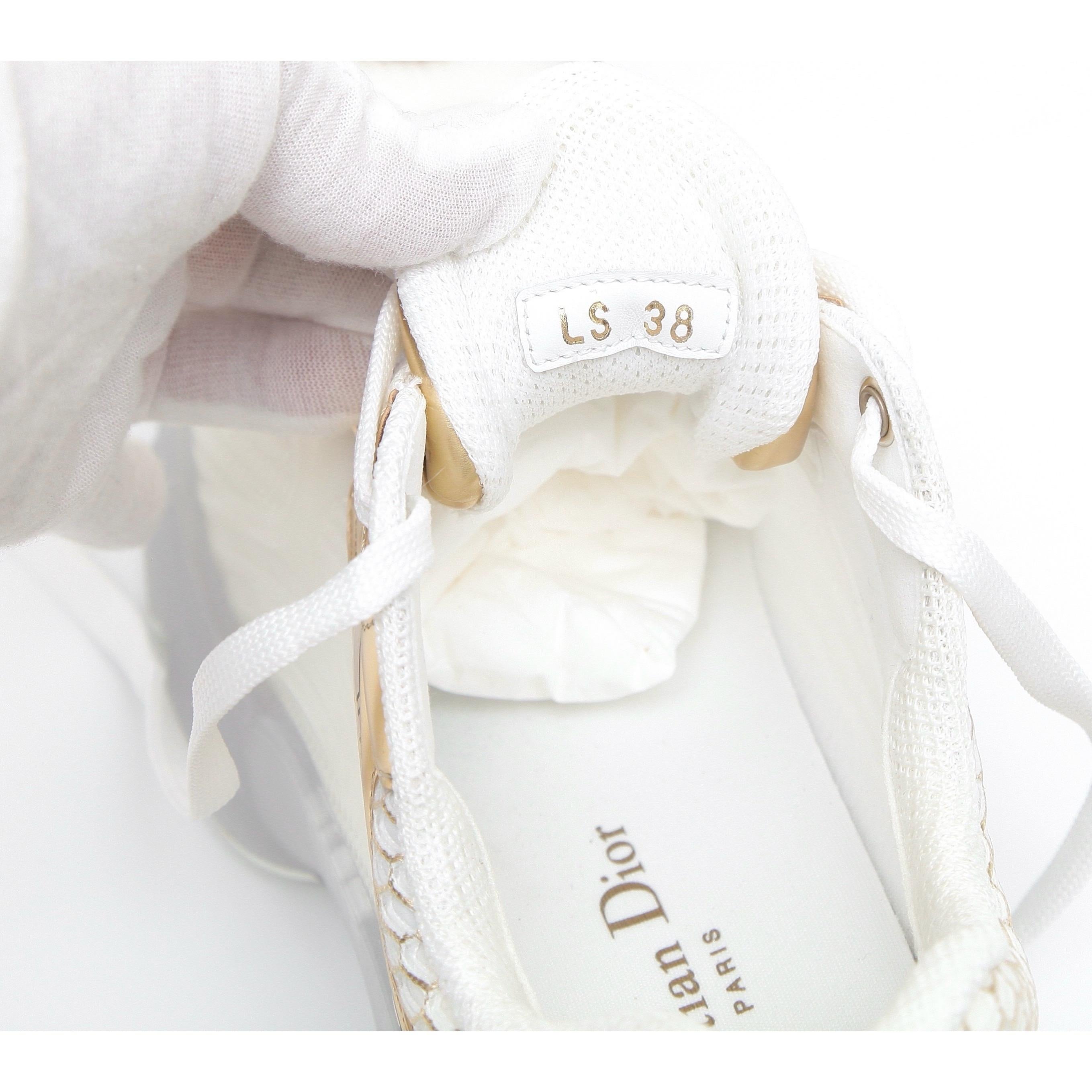 DIOR Sneakers Lace Up VIBE Trainer White Mesh Gold-Tone Star Rubber Sz 38 1
