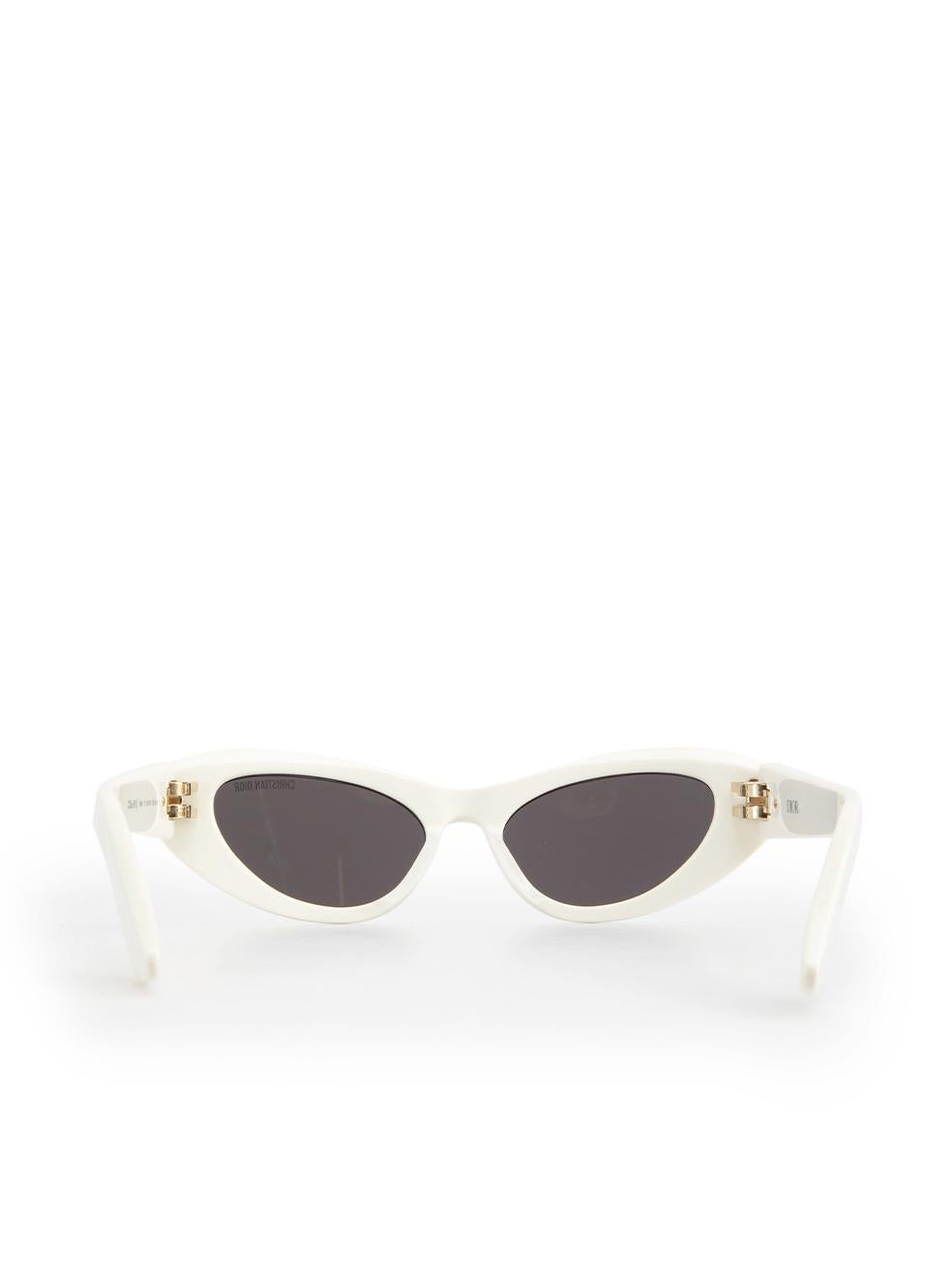 Women's Dior SS24 White Cat Eye CDior B1U Sunglasses