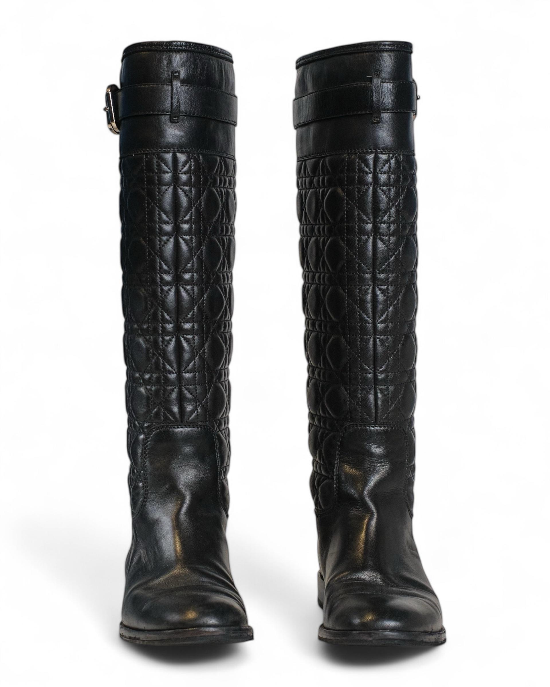 Dior Cannage Schnalle Schwarz Stiefel im Angebot 2