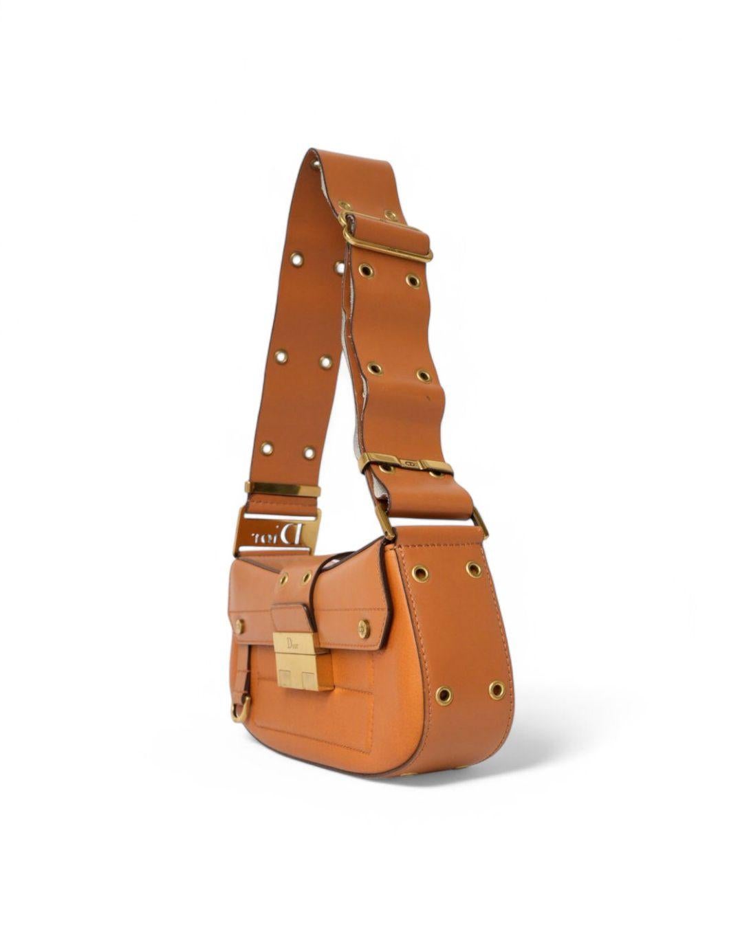 Dior Street Chic Columbus Camel 11