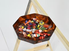 Vassoio ottagonale in lucite effetto tartaruga in stile Dior, Italia, anni '70