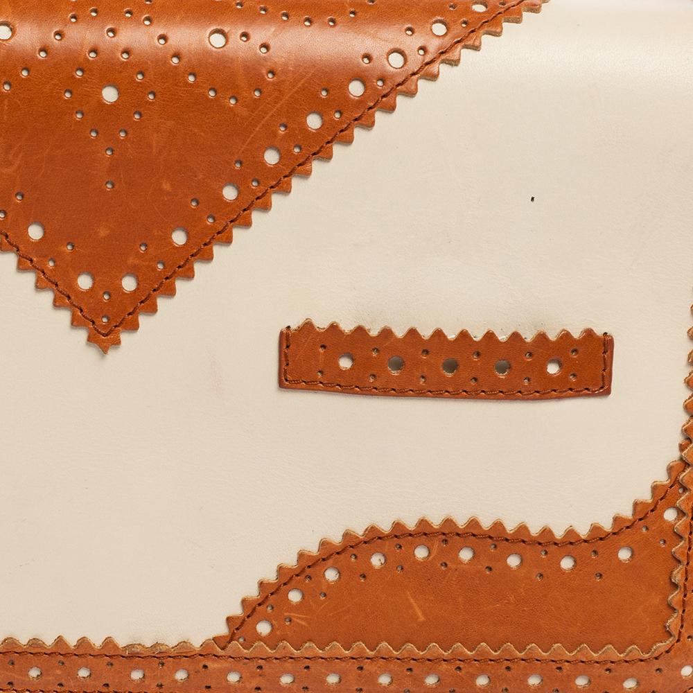 Dior Tan/Off White Brogue Leather Faux Pearl D’Trick Shoulder Bag In Good Condition In Dubai, Al Qouz 2