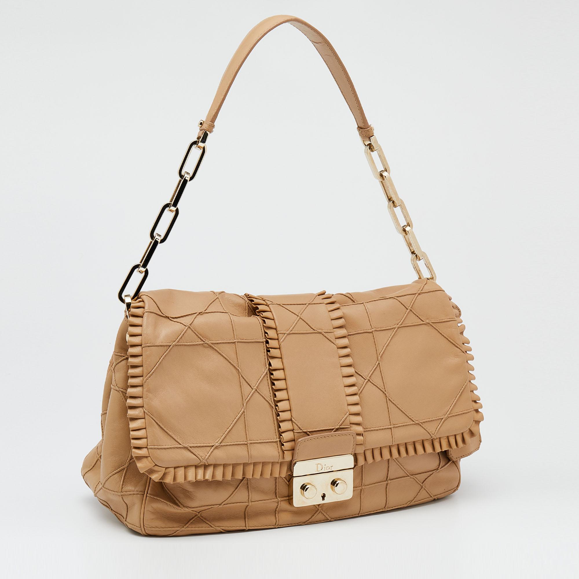 Dior Tan Quilted Ruffle Leather New Lock Flap Bag In Good Condition In Dubai, Al Qouz 2
