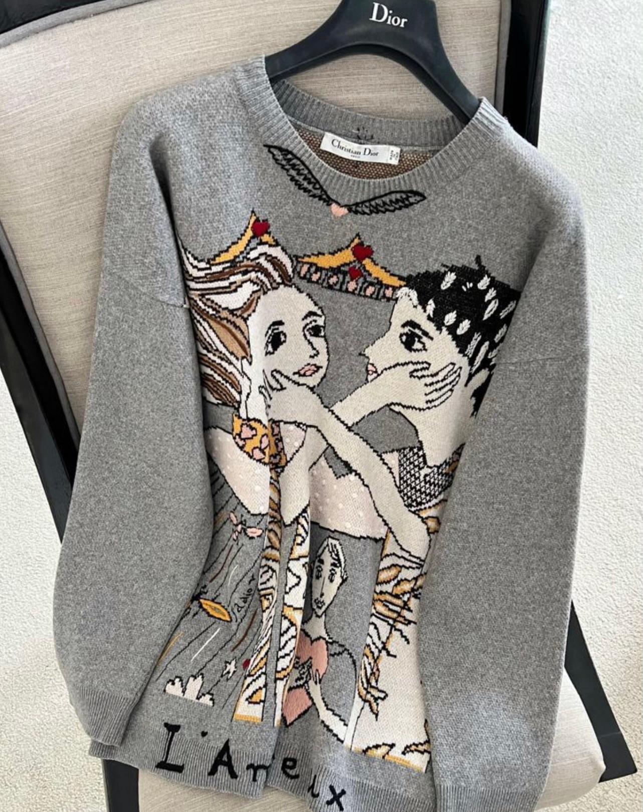 Dior tarot embroidery grey cashmere jumper.
Size mark 42 FR, condition is pristine.