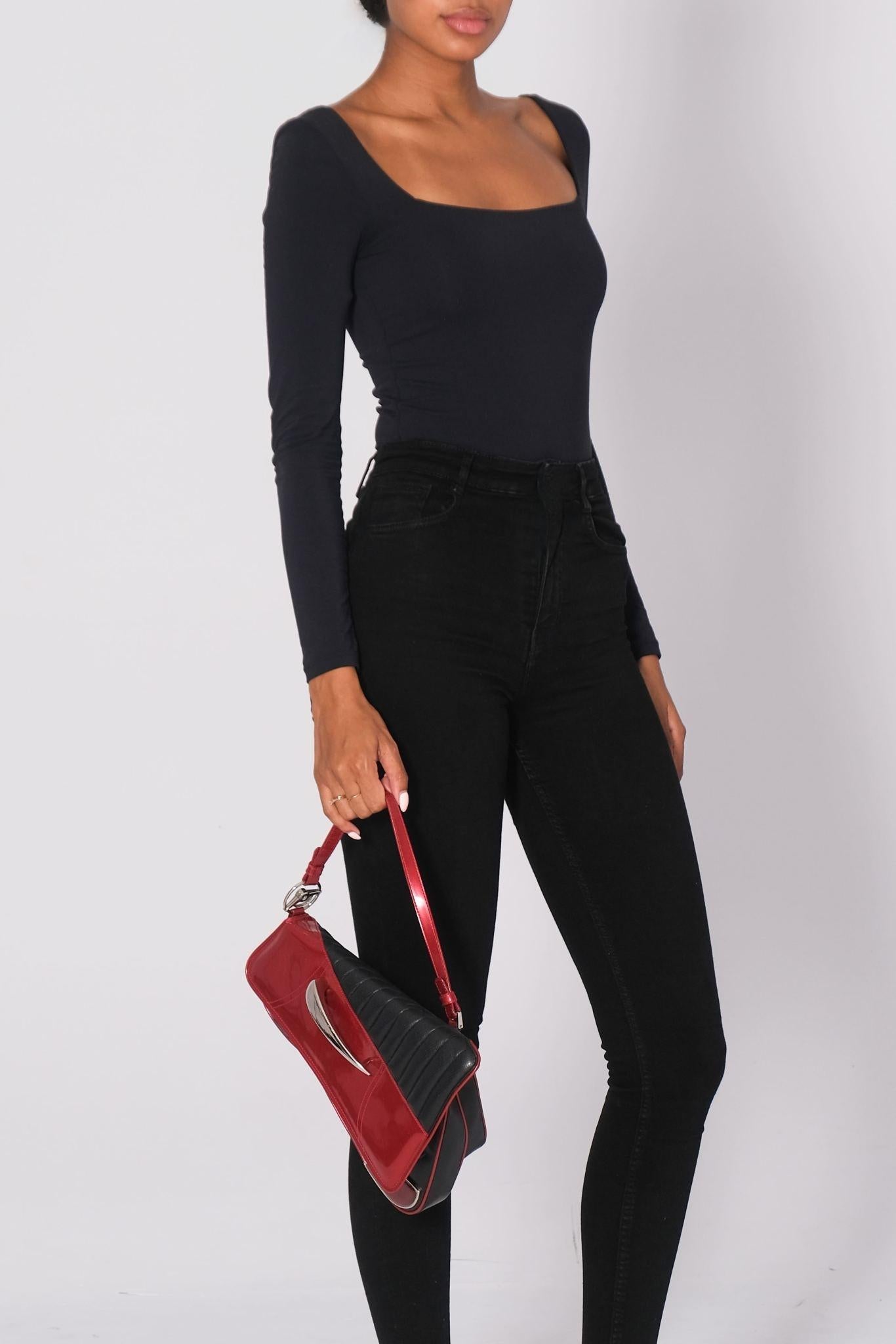 Dior Trailer Trash Cadillac Car Saddle Bag Black Red In Good Condition In Montreal, Quebec