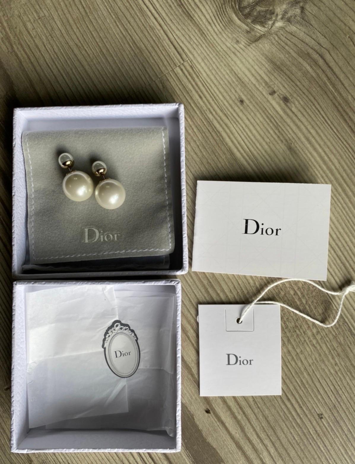 Dior tribal pearl Earrings In Good Condition In Carnate, IT
