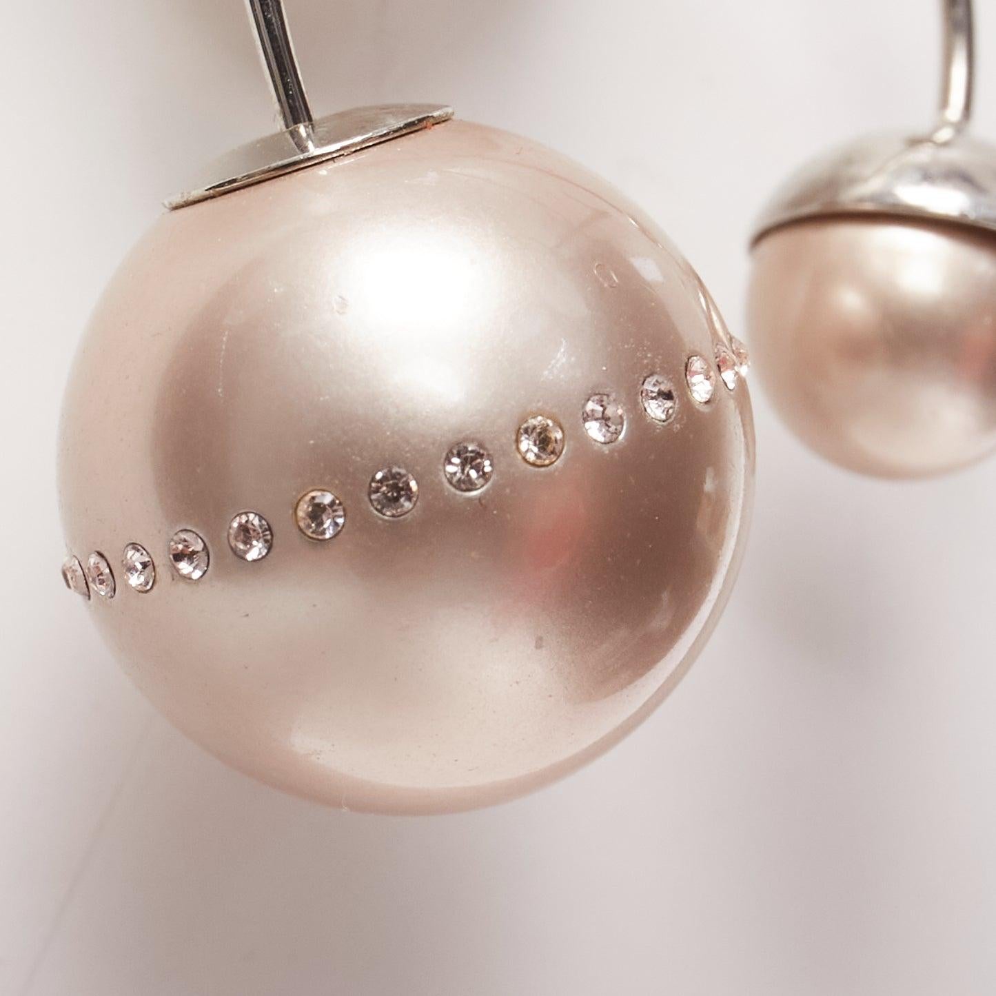 DIOR Tribales Orecchini a perno con perle finte rosa pealescente e cristalli orbitali Coppia in vendita 1