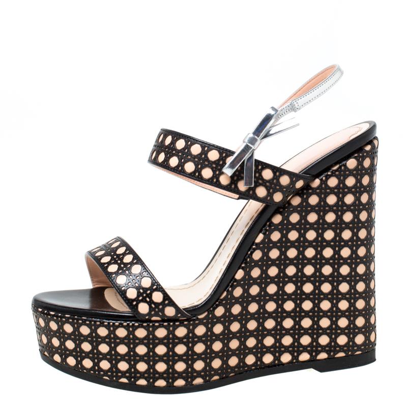 Dior Tricolor Cannage Leather Wedge Heel Open Toe Sandals Size 35.5 In Good Condition In Dubai, Al Qouz 2