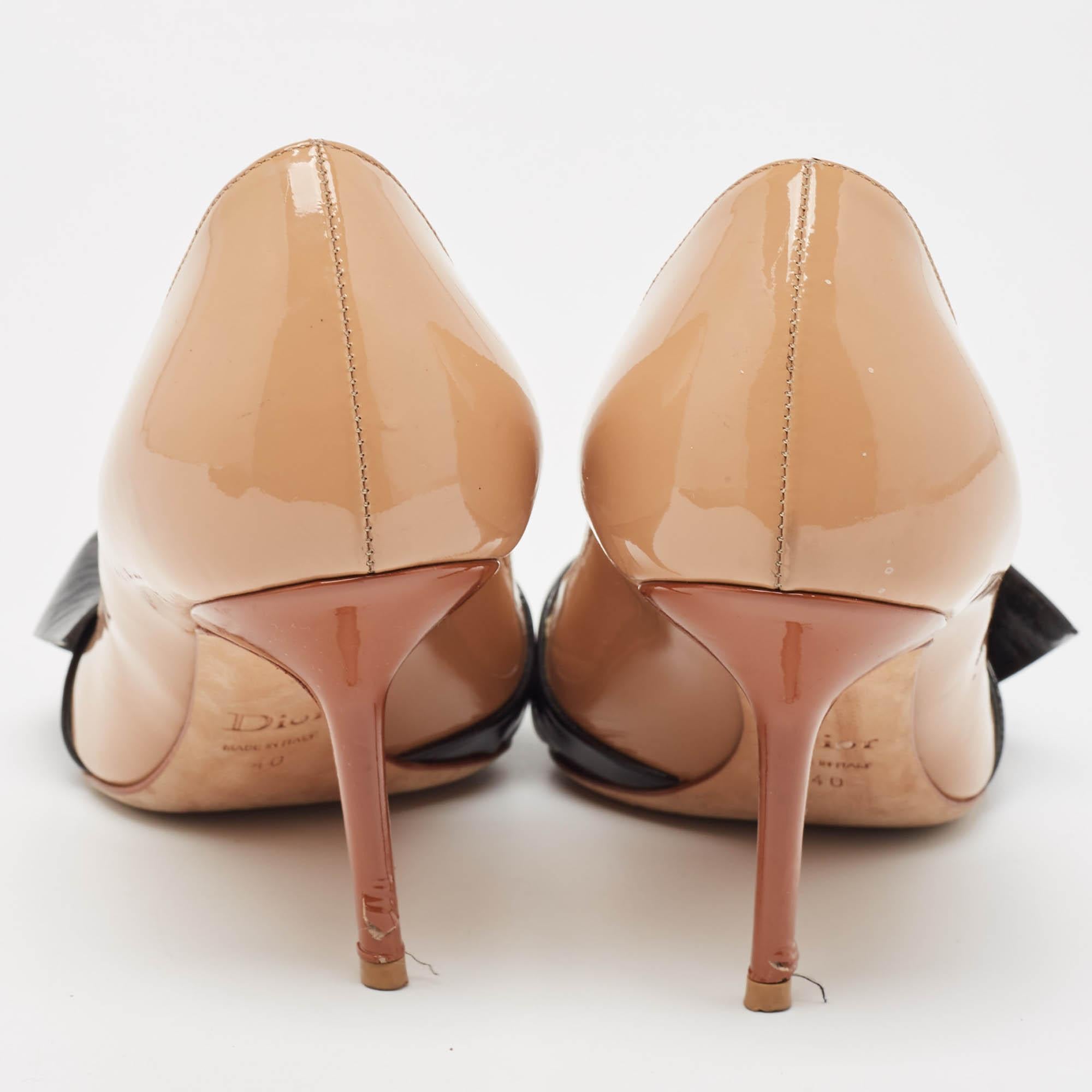 Women's Dior Tricolor Patent Leather Buckle Bow Pointed Toe Pumps Size 40 For Sale