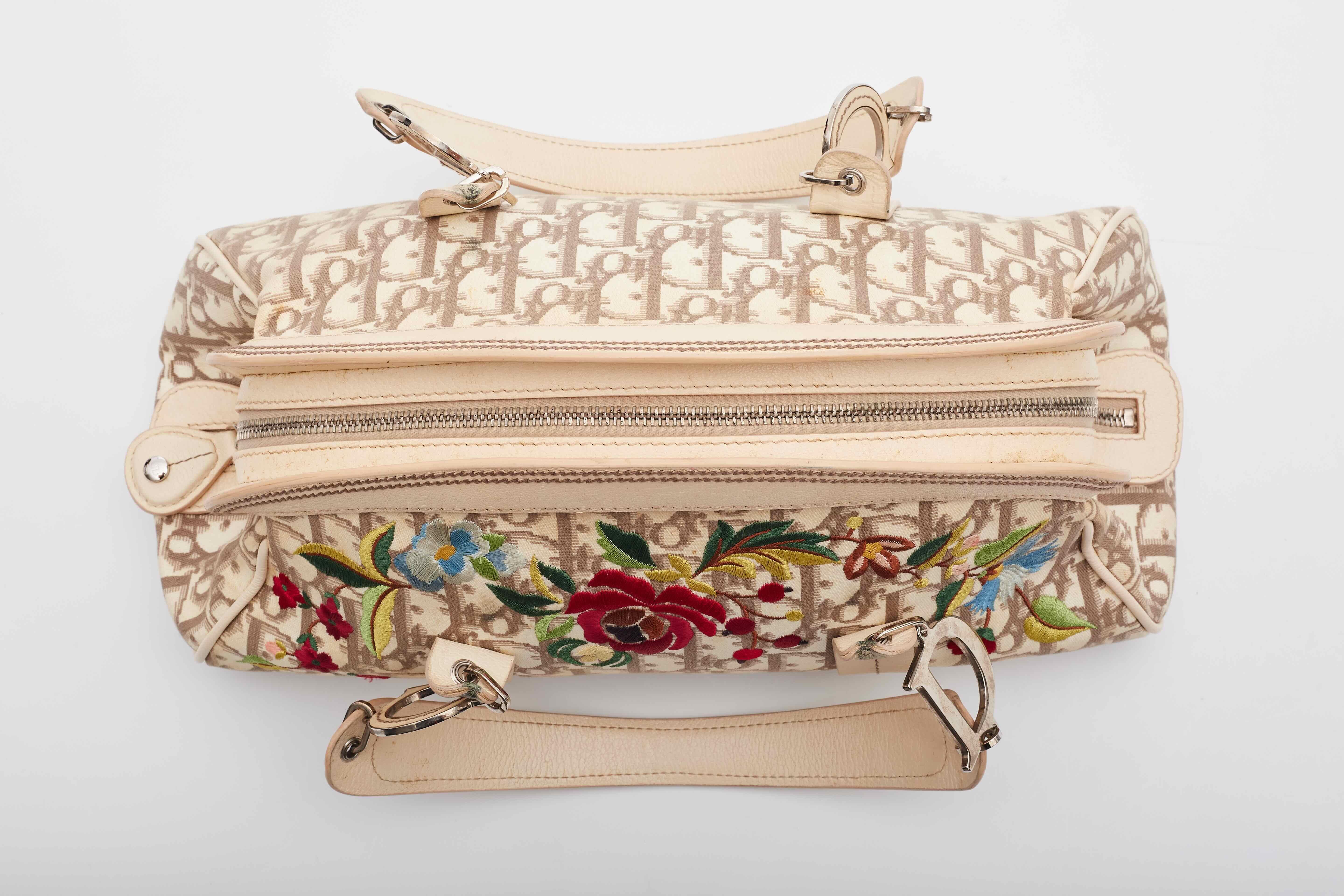 Dior Trotter Diorissimo Bowlingtasche mit Blumenmuster im Angebot 6