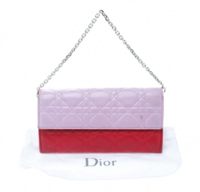 The iconic style, Lady Dior, is nothing less than a holy grail for the modern women who breathe fashion. If you are one of them, you'll certainly love this wallet from Dior designed in their signature Lady Dior style. This Rendez-Vous wallet is