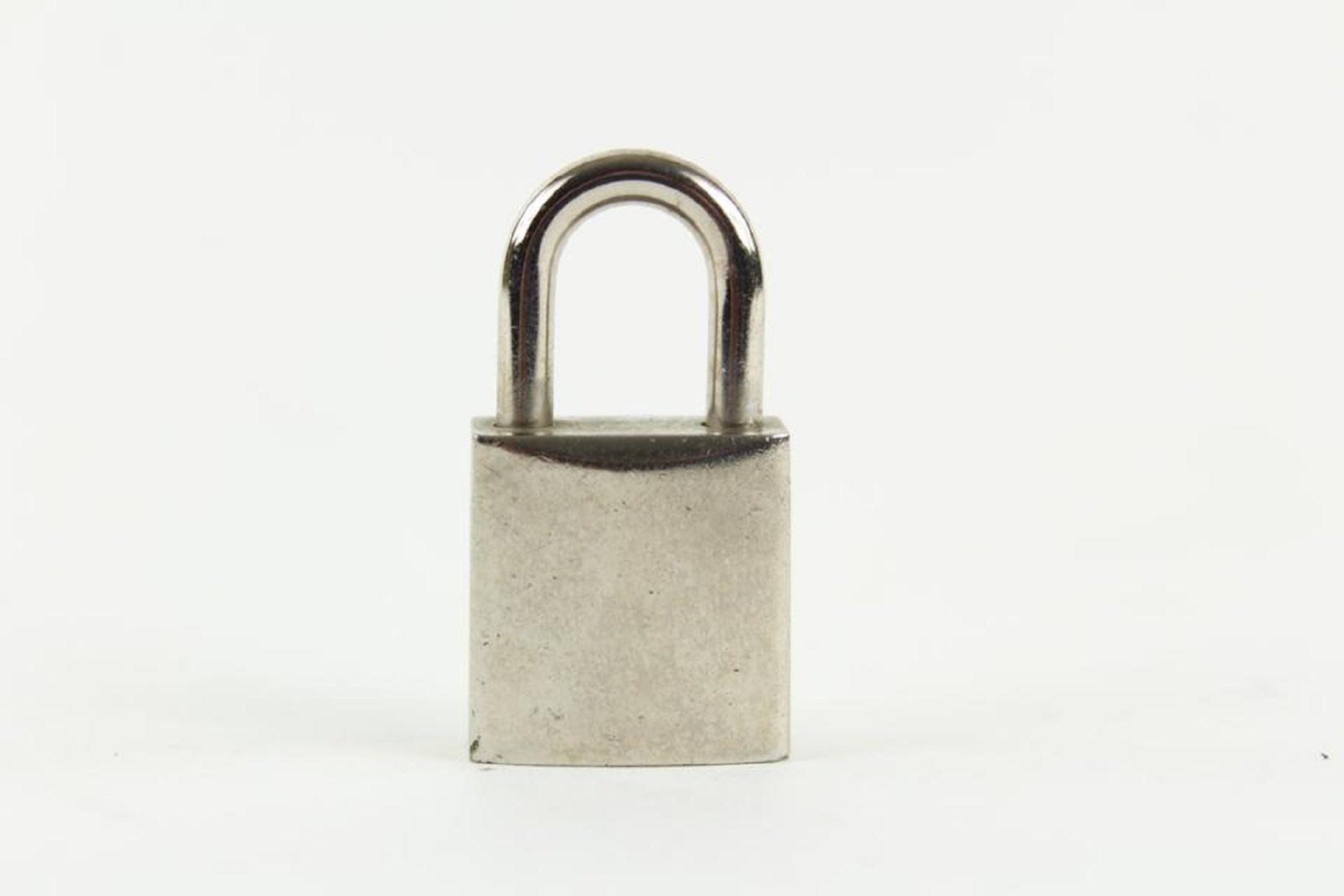 Dior Ultra Rare Dior Logo Lock and Key Padlock Set 3da1223 3