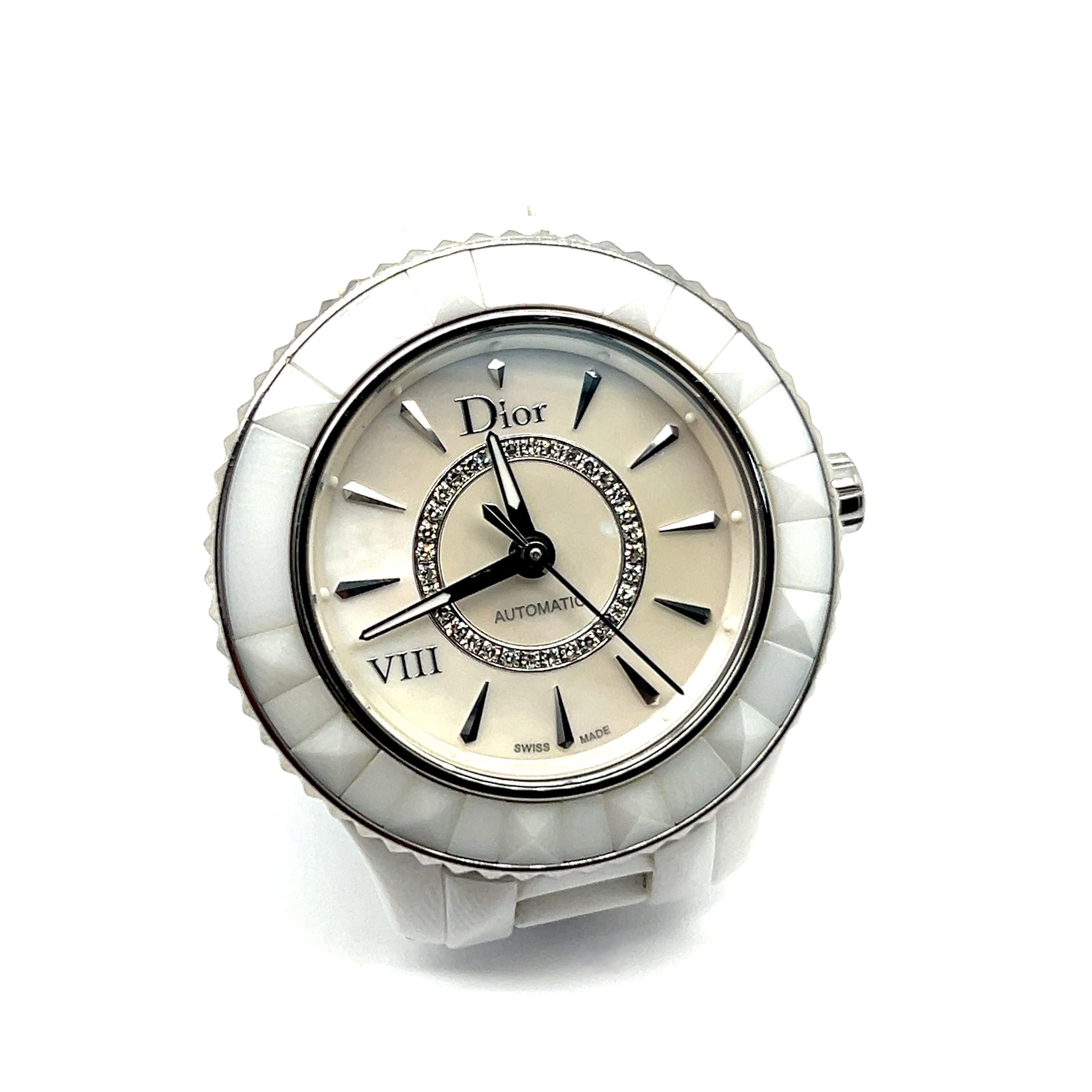 Experience the Dior VIII Automatic Ceramic Watch, a tribute to Dior's heritage and the elegance of Paris's 8th arrondissement. 

Introduced to celebrate the brand's timeless sophistication, this model is designed from durable ceramic and features a