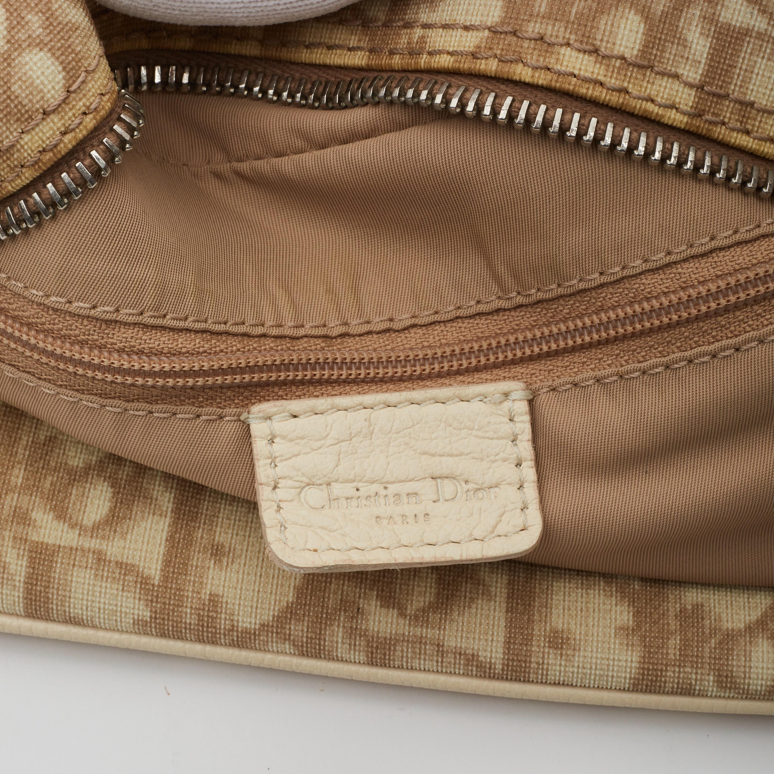 Dior Vintage Beige Flower Trotter Oblique Monogram Side Bag (2004) 2