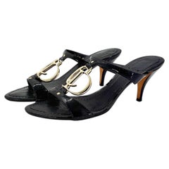 Mules à talons Dior Vintage en cuir verni ornées du logo CD, taille 39