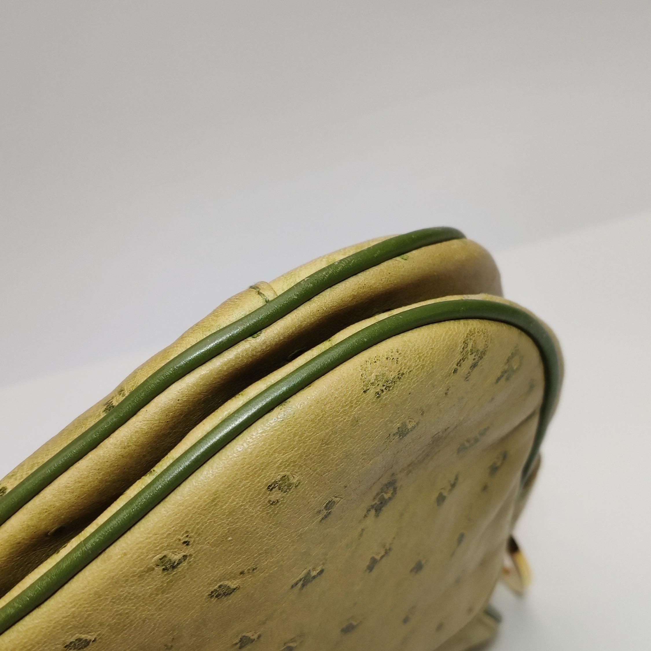 Dior Vintage Double Saddle Green Leather Gold Hardware For Sale 12