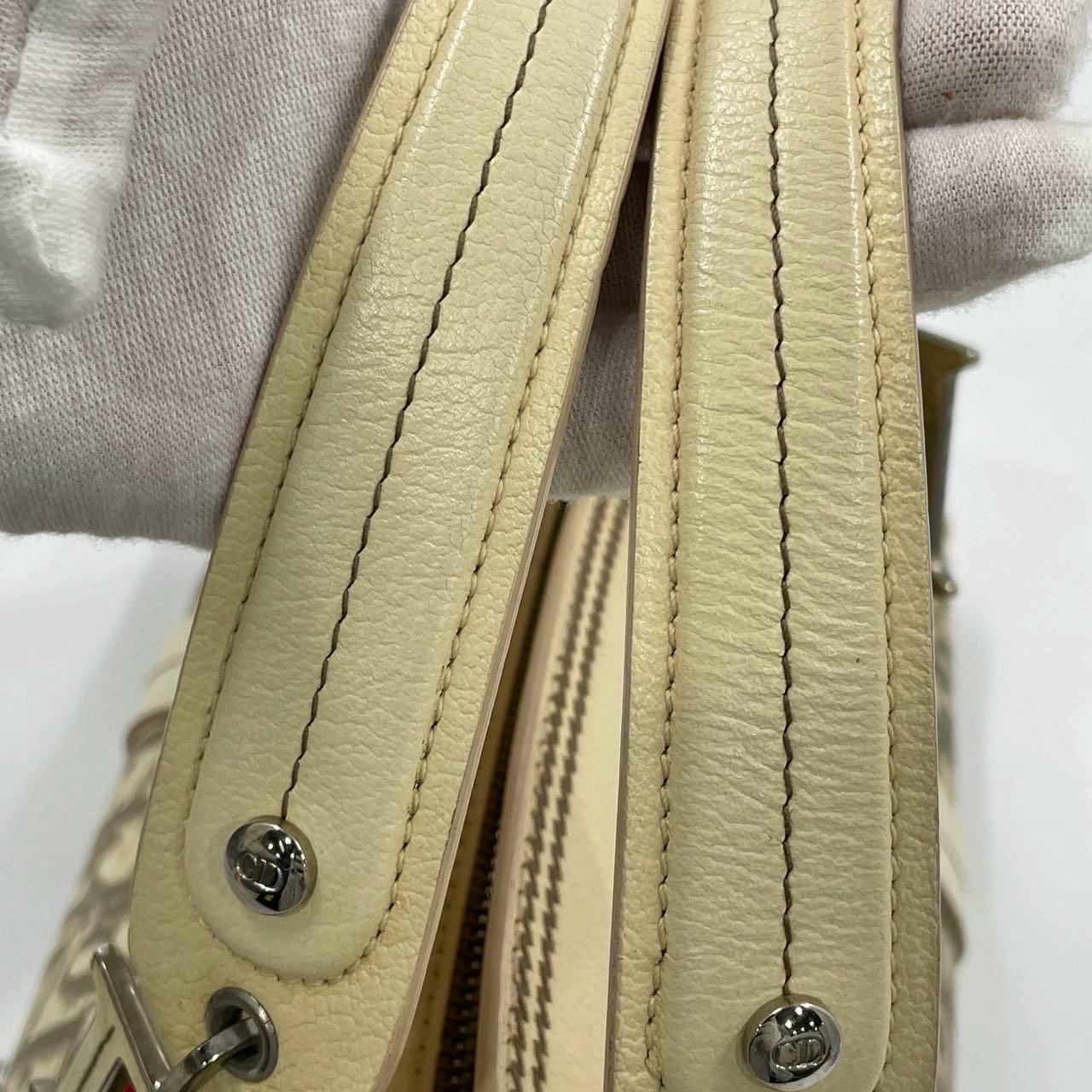 Dior Vintage Embroidered Diorissimo Bowler Bag Top White Monogram For Sale 11