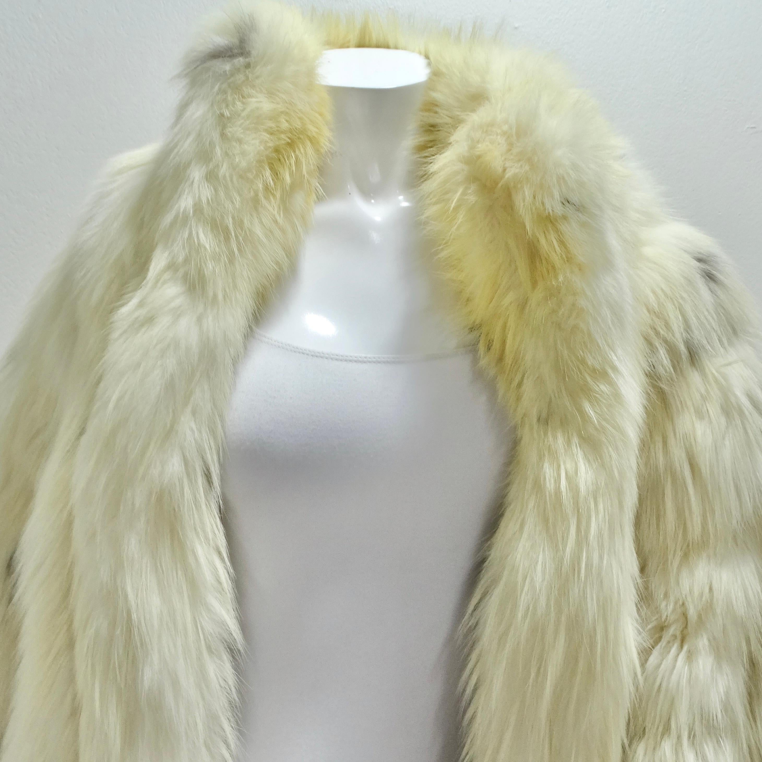 Christian Dior 1970s Fox Fur Coat In Good Condition For Sale In Scottsdale, AZ