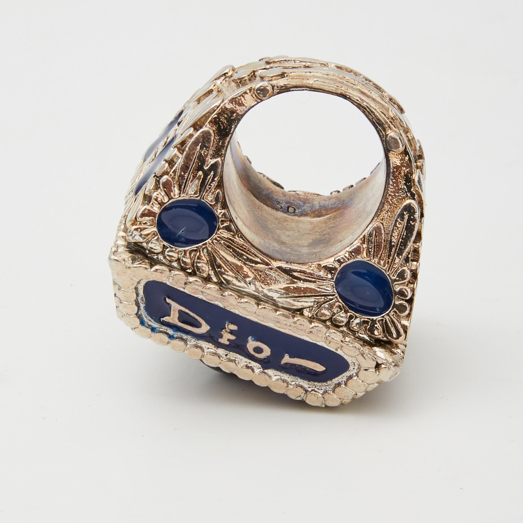 Dior Bague vintage Galliano en argent ornée d'émail bleu Excellent état - En vente à Montreal, Quebec