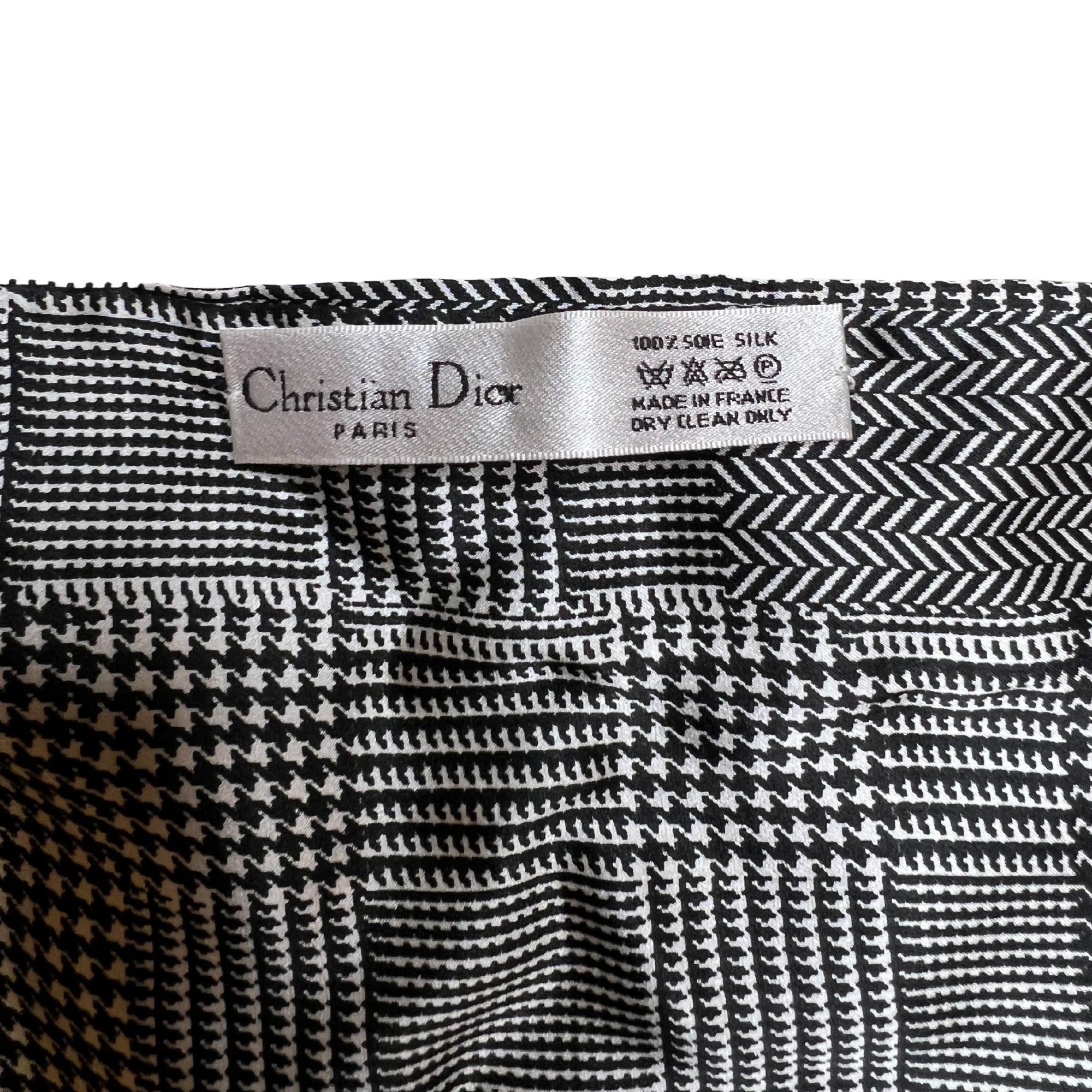 Gray Dior Vintage Houndstooth Long Black White Scarf