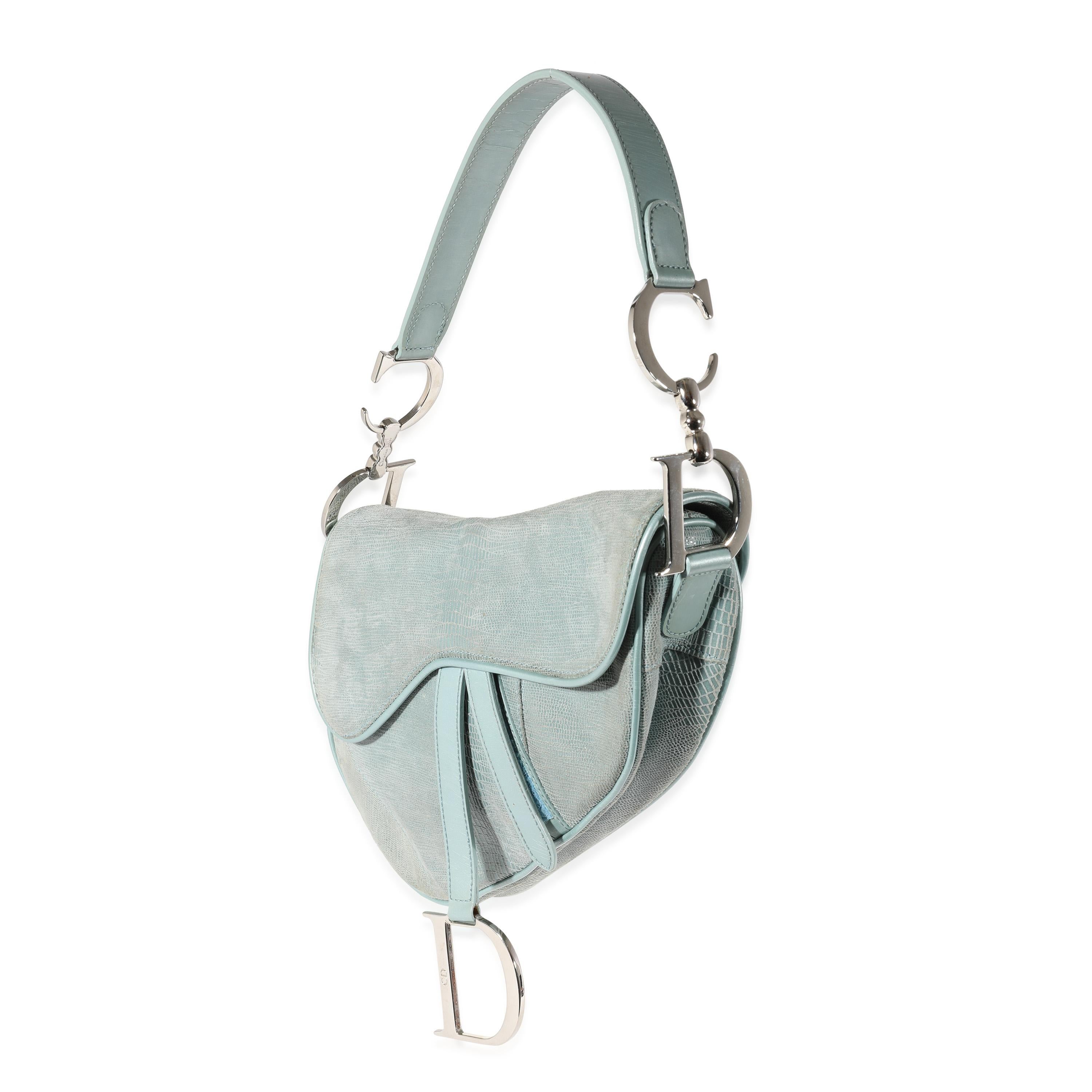 Dior Vintage Hellblaue Satteltasche mit Eidechsenprägung (Grau)