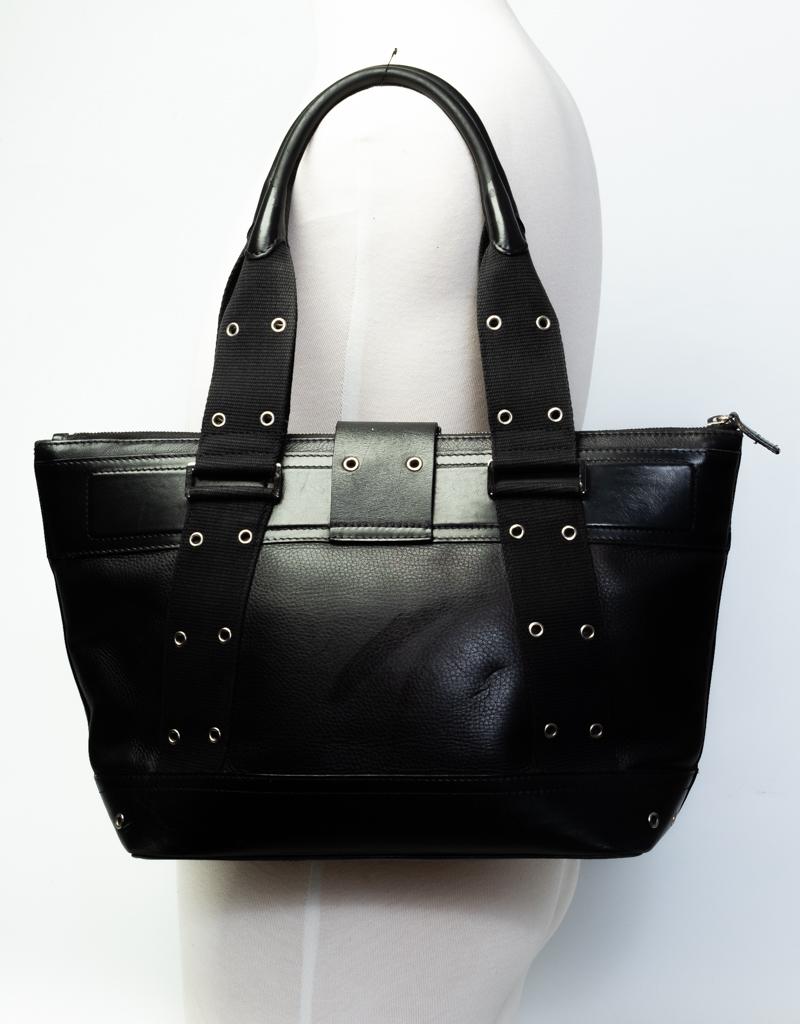 Dior Vintage Medium Leather Street Chic Tote 2002 In Excellent Condition In Montreal, Quebec