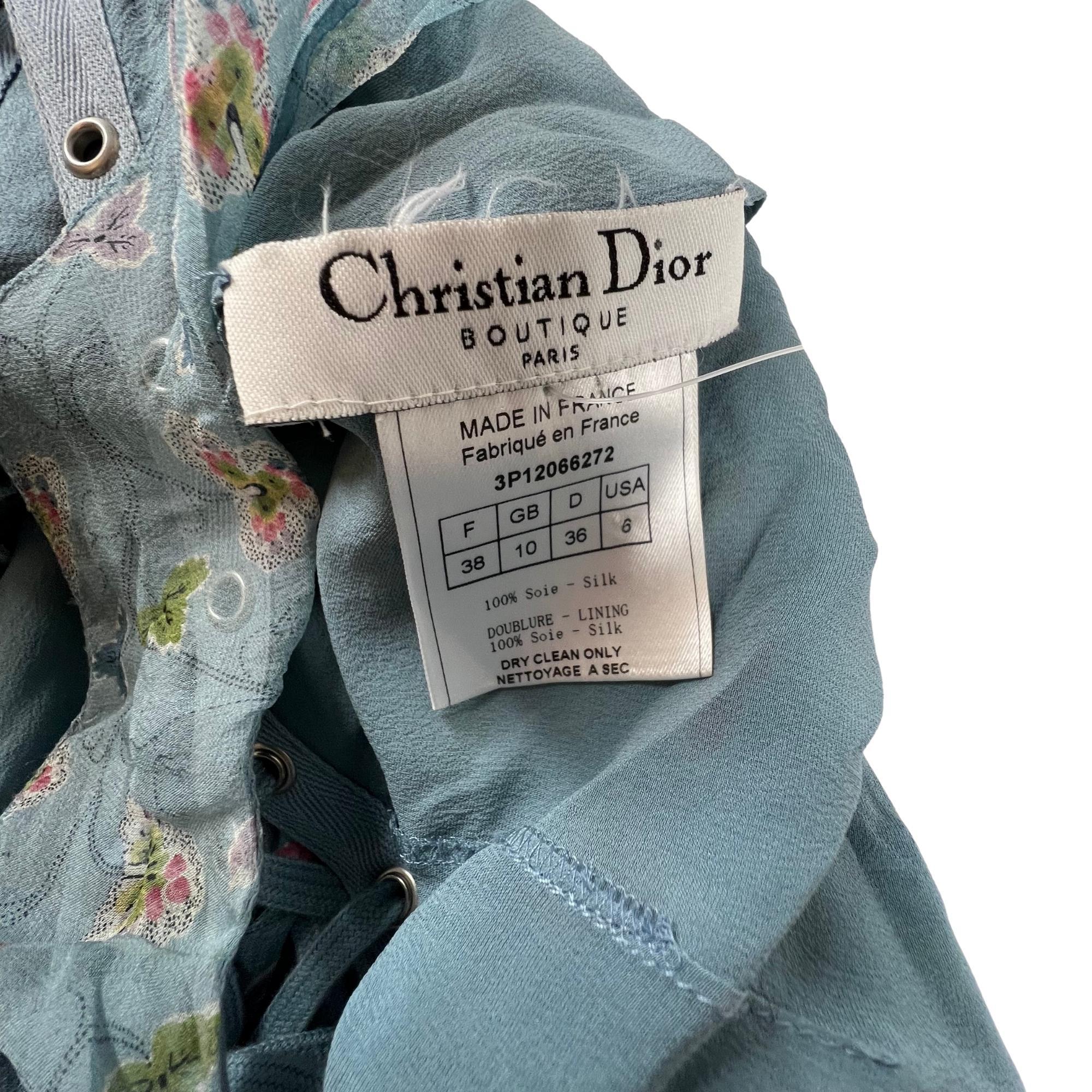 Dior Vintage Pale Blue Chiffon Laced Runway 2001 Romantique Dress (US6) In Excellent Condition In Montreal, Quebec