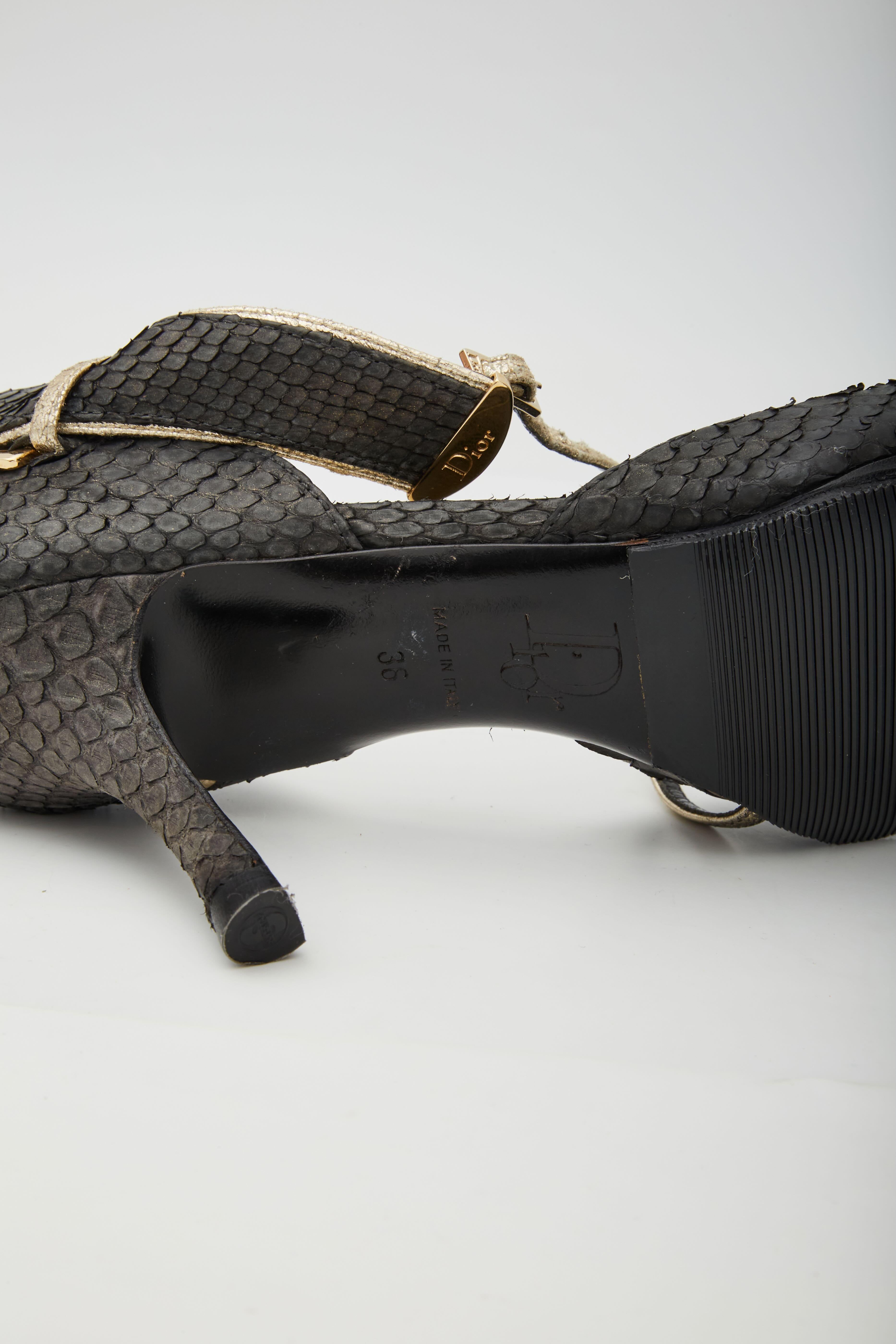 Dior Vintage Reptile Skin Black Bucked Pump (EU 36) In Excellent Condition For Sale In Montreal, Quebec