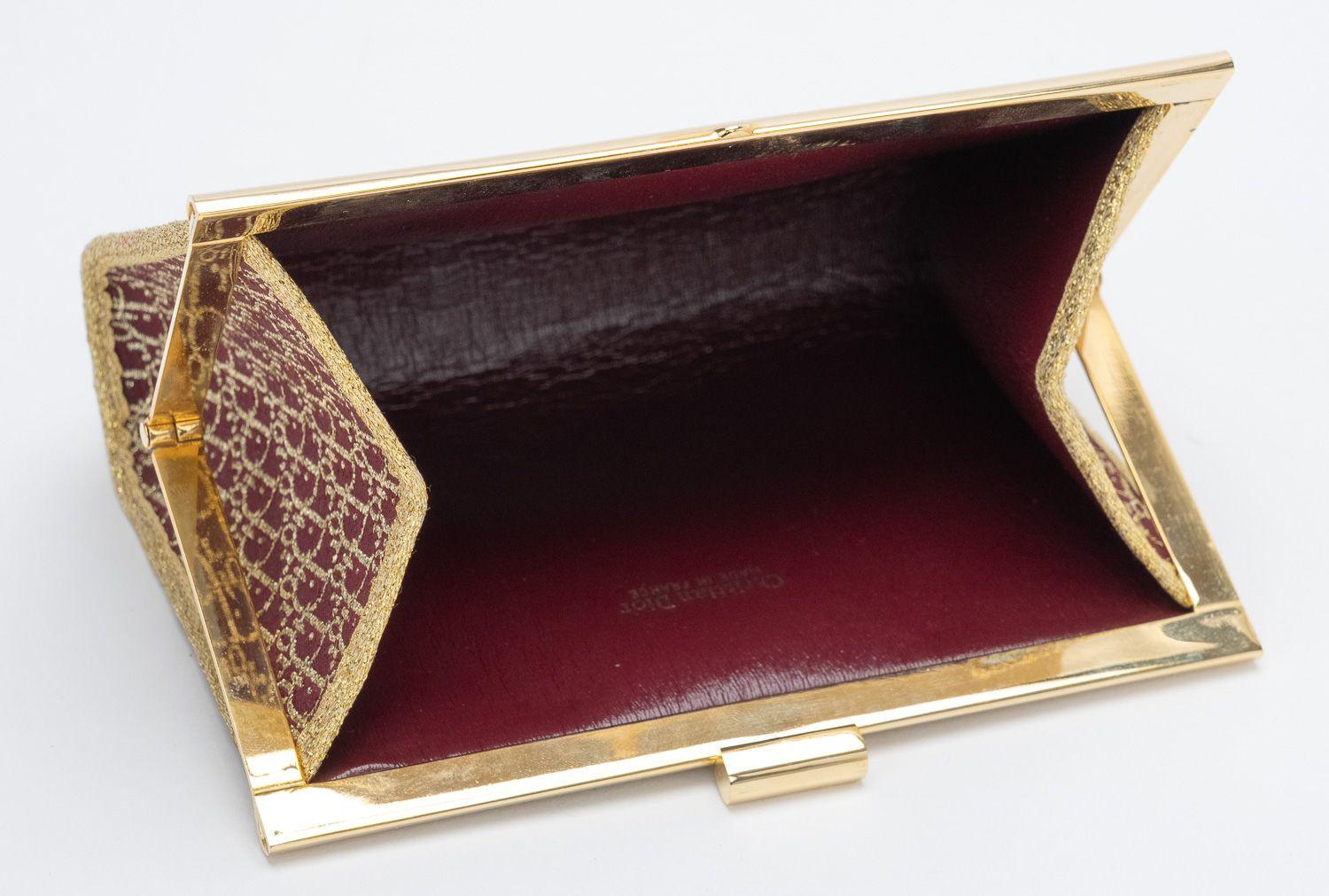 Dior - Petite pochette vintage rouge en or en vente 1