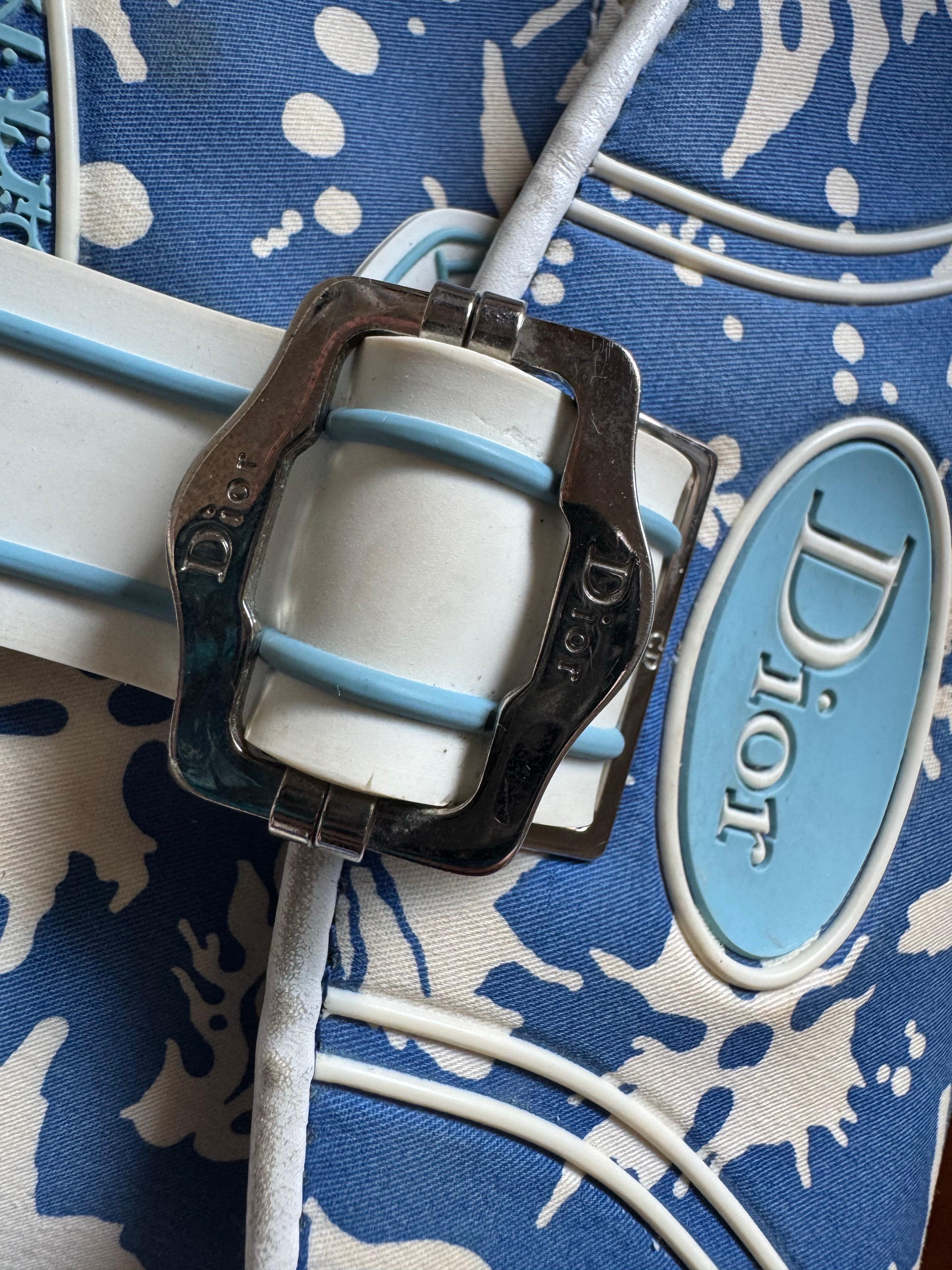 Dior Vintage Surf Chick Shoulder Bag Blue and White Chinese Porcelain Print For Sale 3