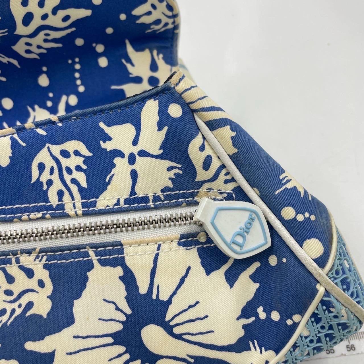 Dior Vintage Surf Chick Shoulder Bag Blue and White Chinese Porcelain Print For Sale 4