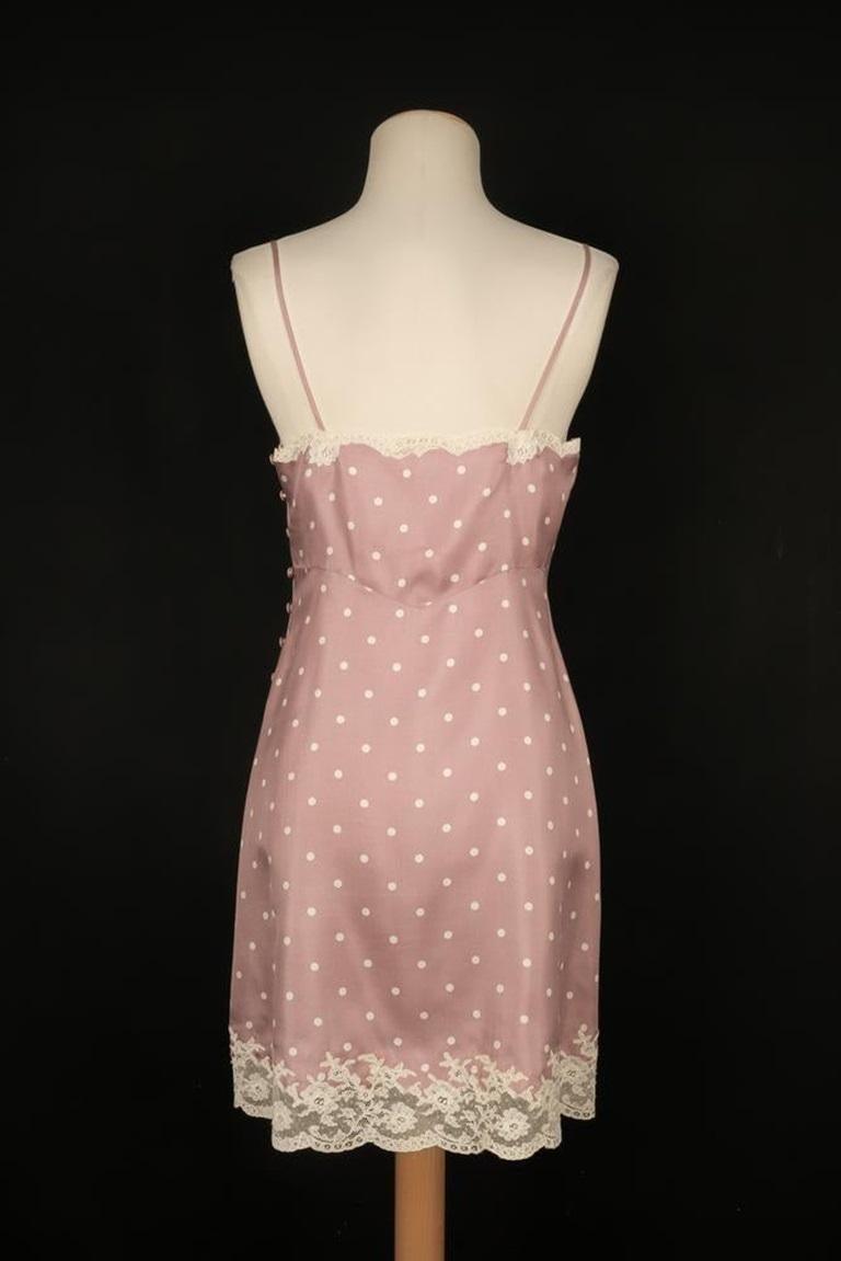 Abito corto in seta bianca e rosa di Dior in vendita 1