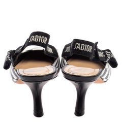 Dior Weiß/Schwarz karierter Stoff bedrucktes Leder J'Adior Pumps Größe 38