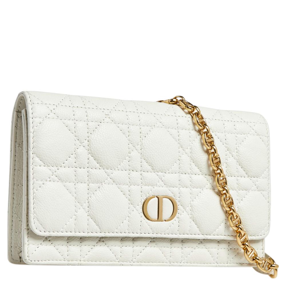 dior caro belt pouch with chain outfit
