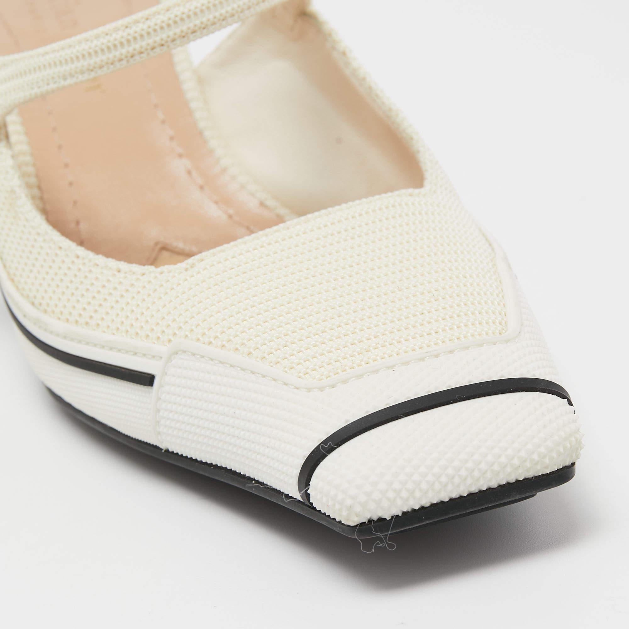A perfect blend of luxury, style, and comfort, these designer mules are made using quality materials and frame your feet in the most elegant way. They can be paired with a host of outfits from your wardrobe.

